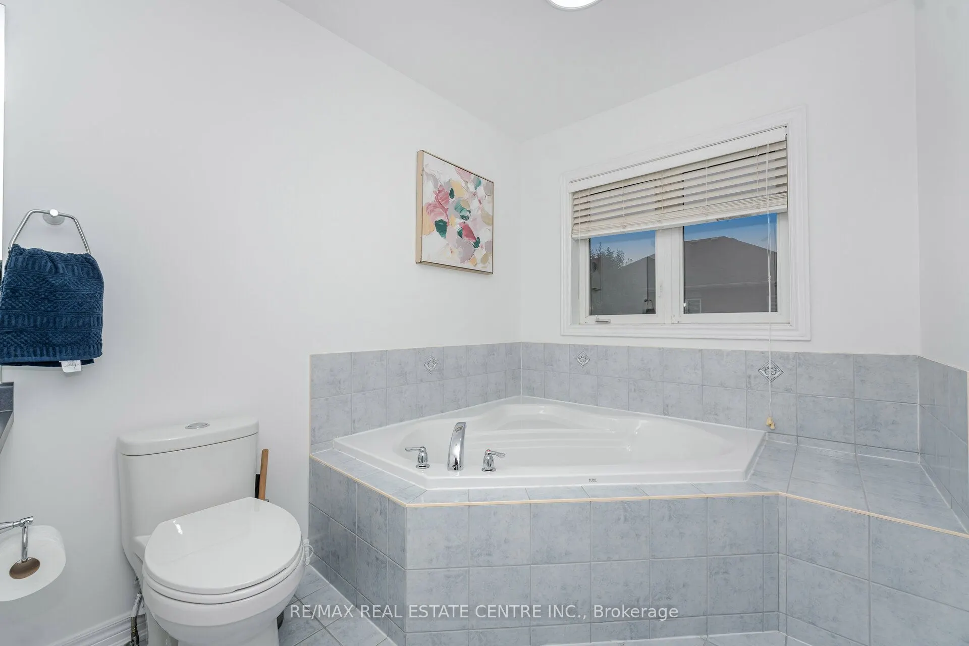 118 Connolly Crescent