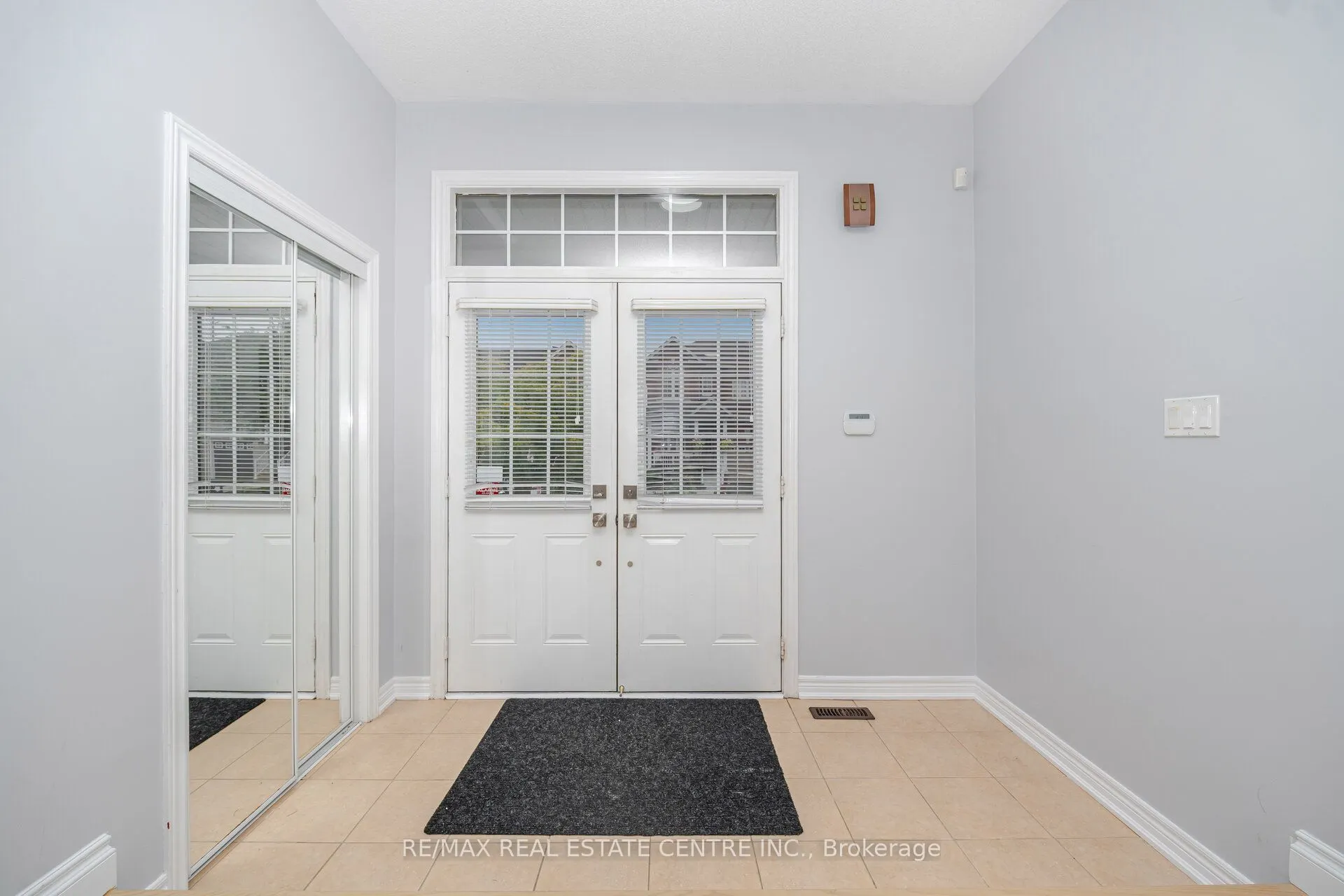 118 Connolly Crescent