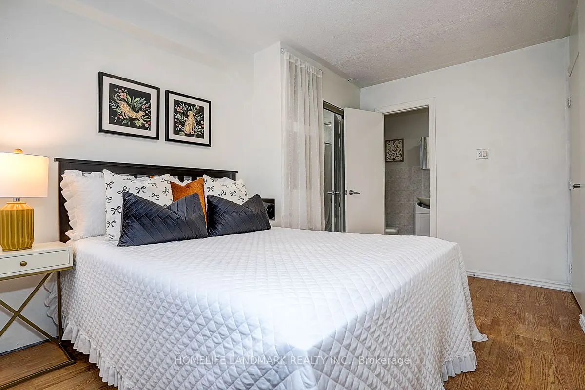 1624 Bloor Street, #65