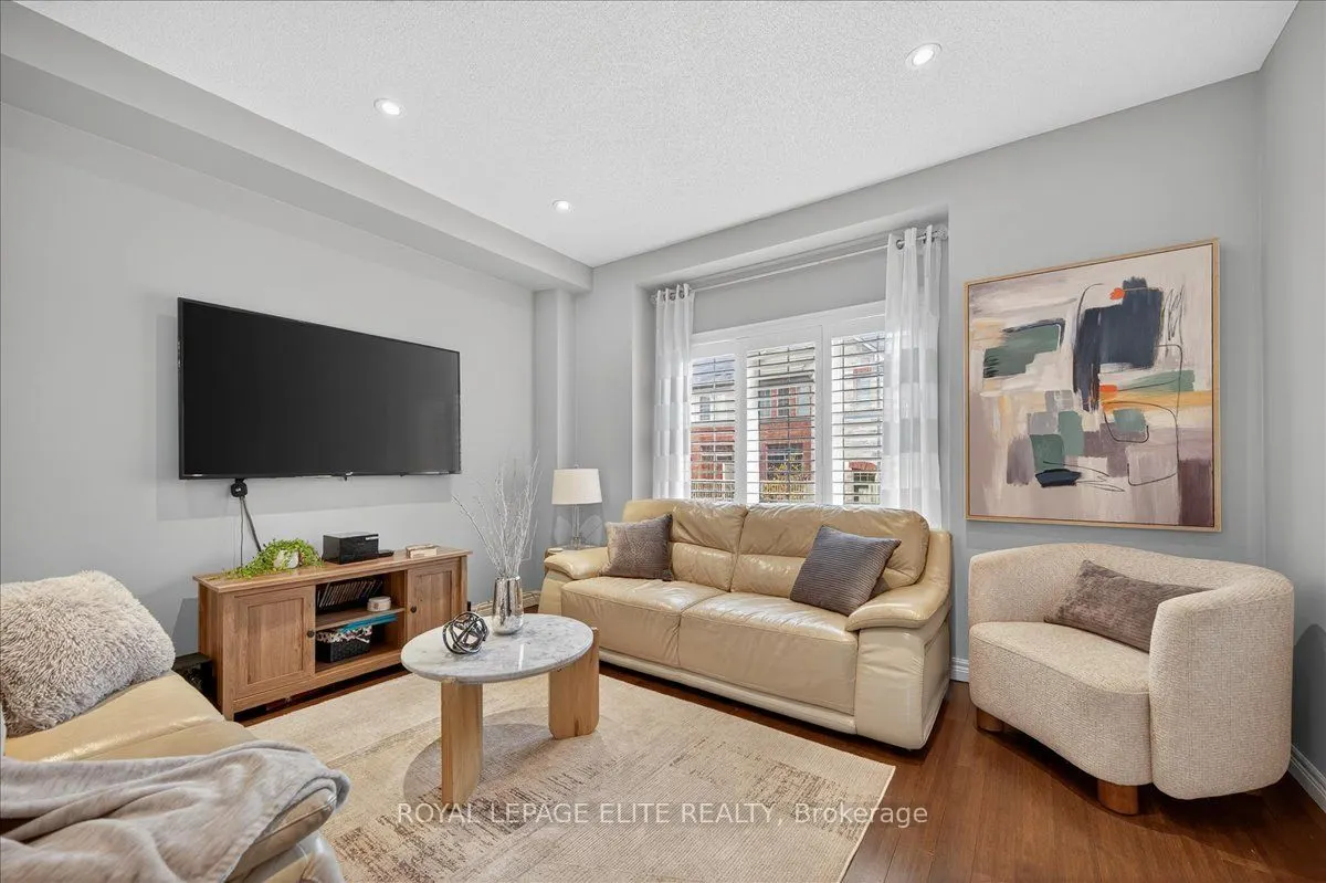 4165 Upper Middle Road, #17