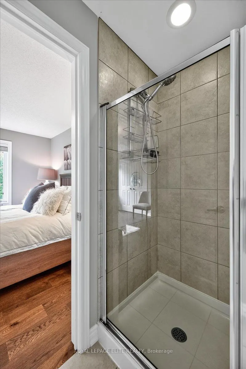 4165 Upper Middle Road, #17