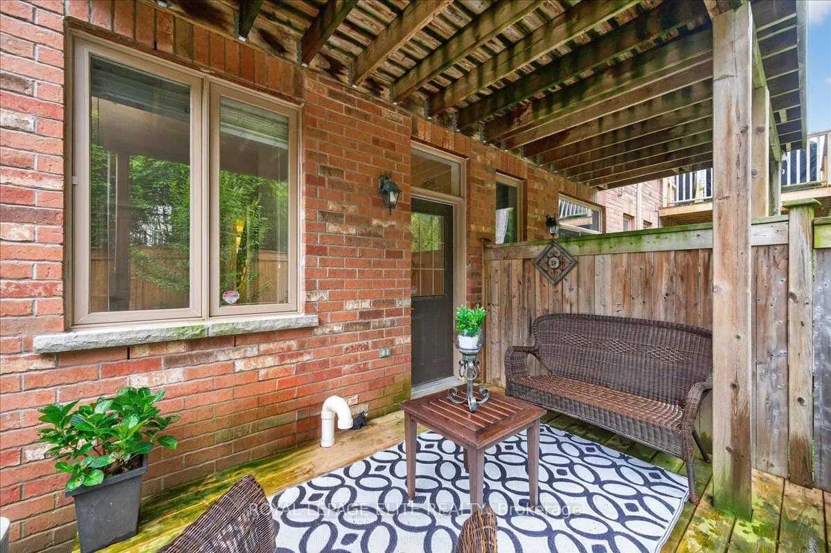 4165 Upper Middle Road, #17