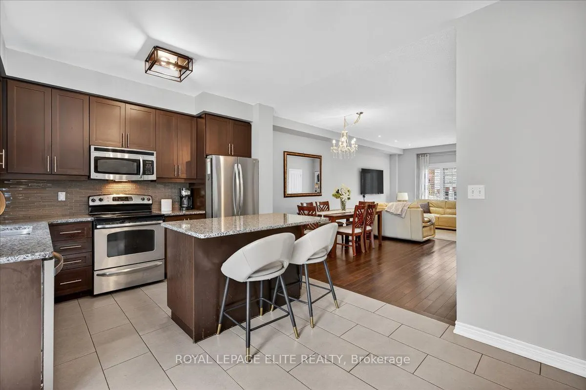 4165 Upper Middle Road, #17