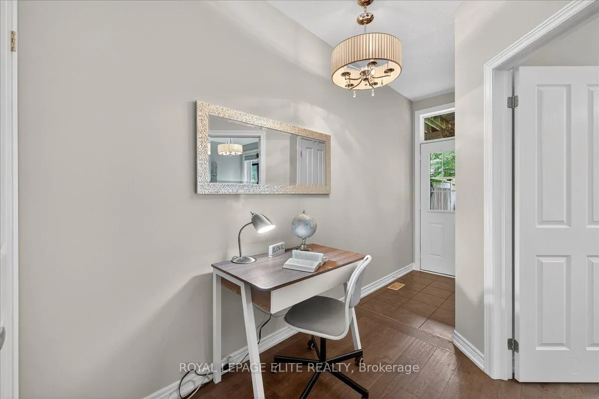 4165 Upper Middle Road, #17
