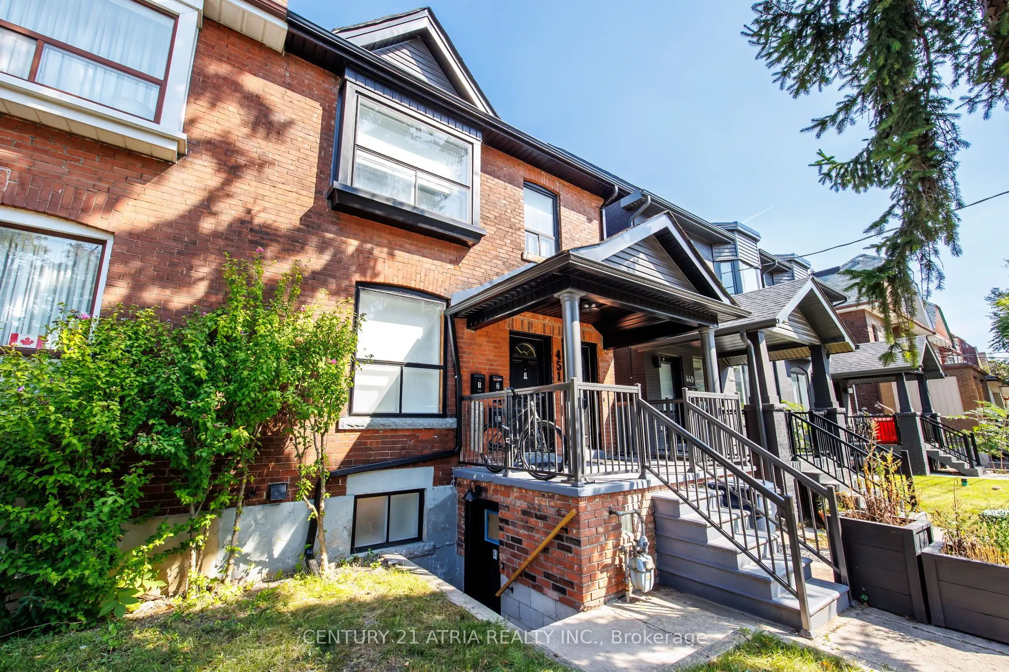 451 Lansdowne Avenue, #Basement Front Unit