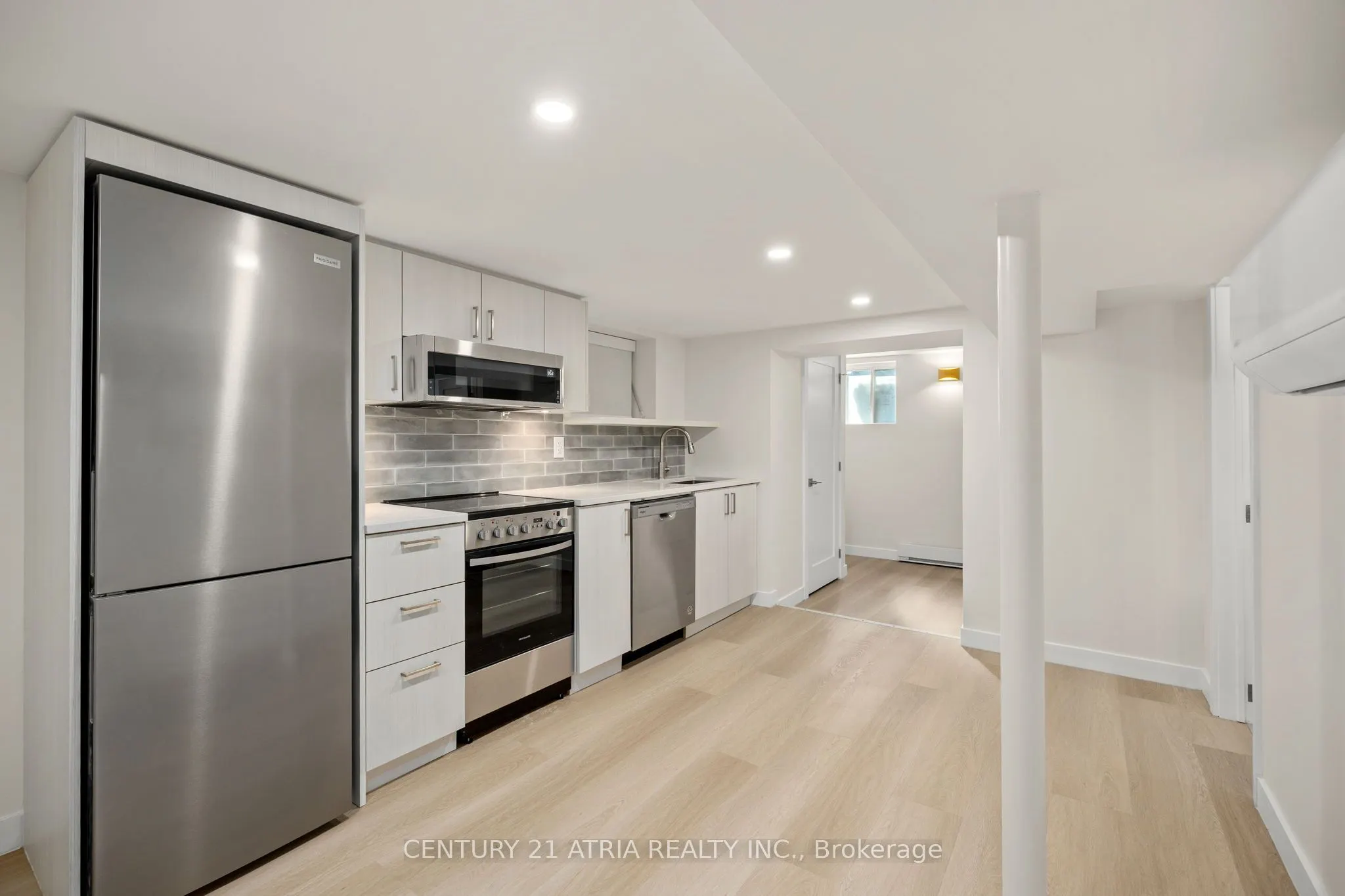 451 Lansdowne Avenue, #Basement Front Unit