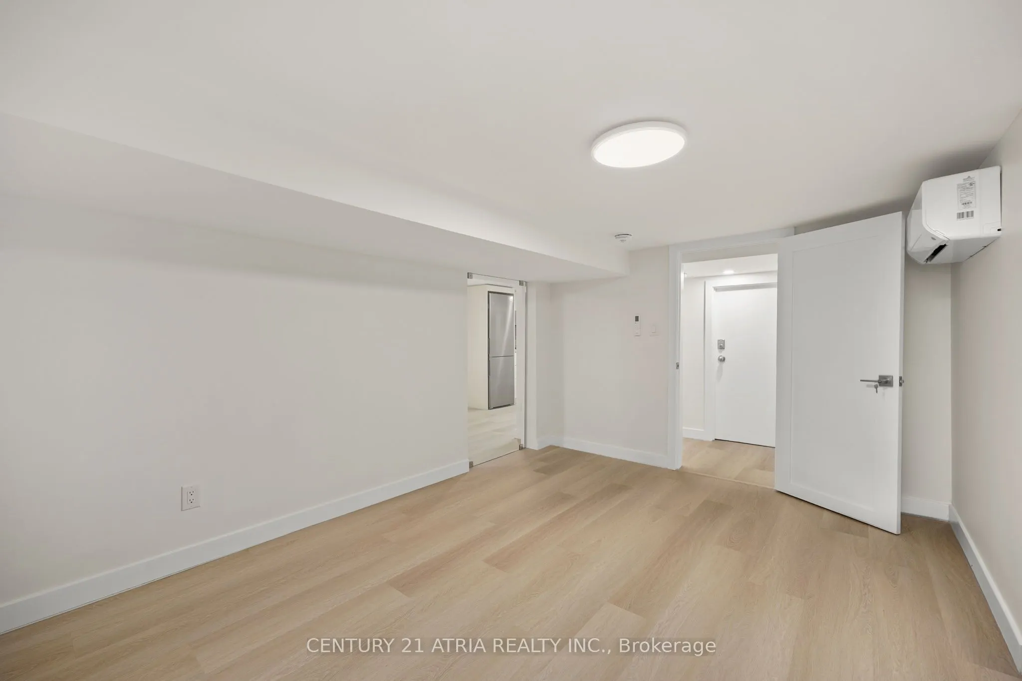 451 Lansdowne Avenue, #Basement Front Unit