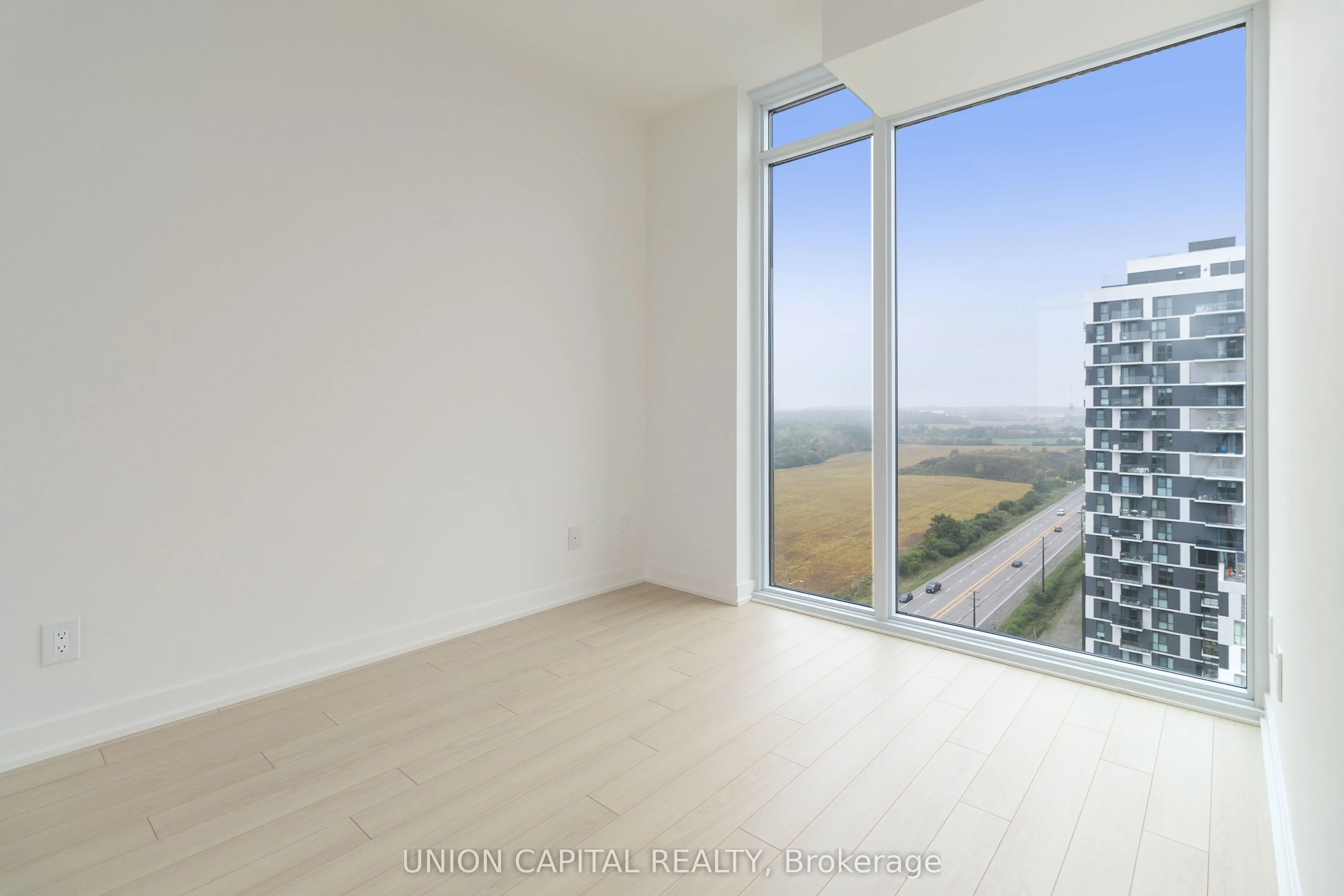3079 TRAFRALGAR Road, #1605