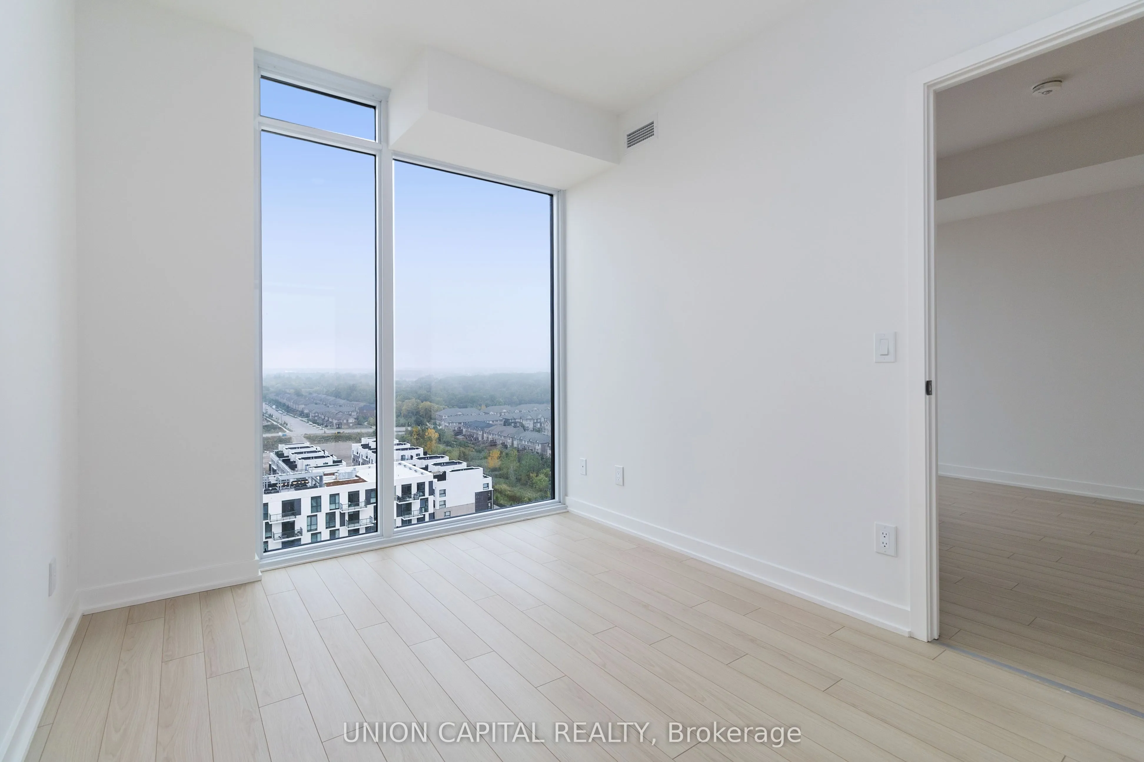 3079 TRAFRALGAR Road, #1605