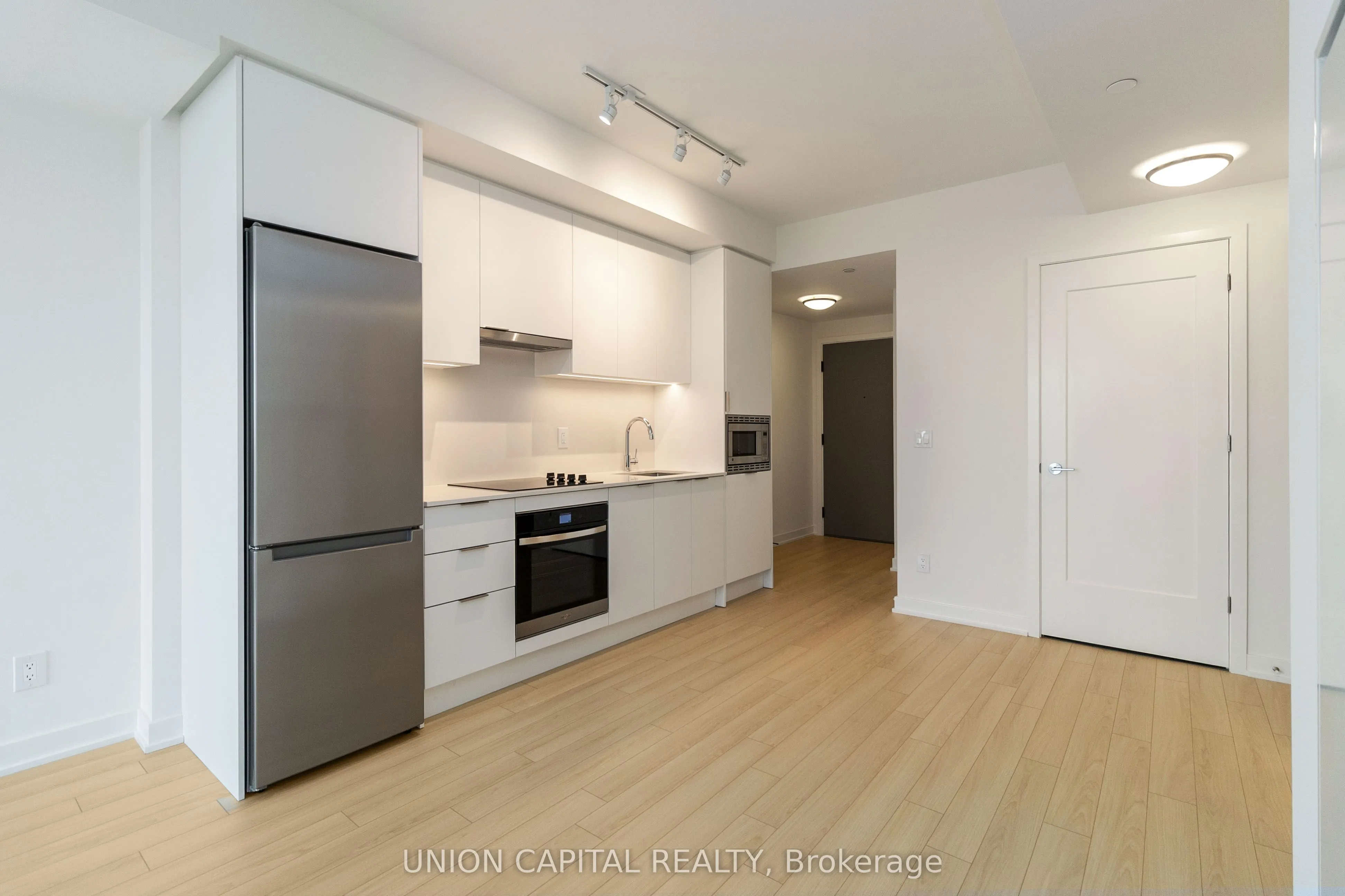 3079 TRAFRALGAR Road, #1605