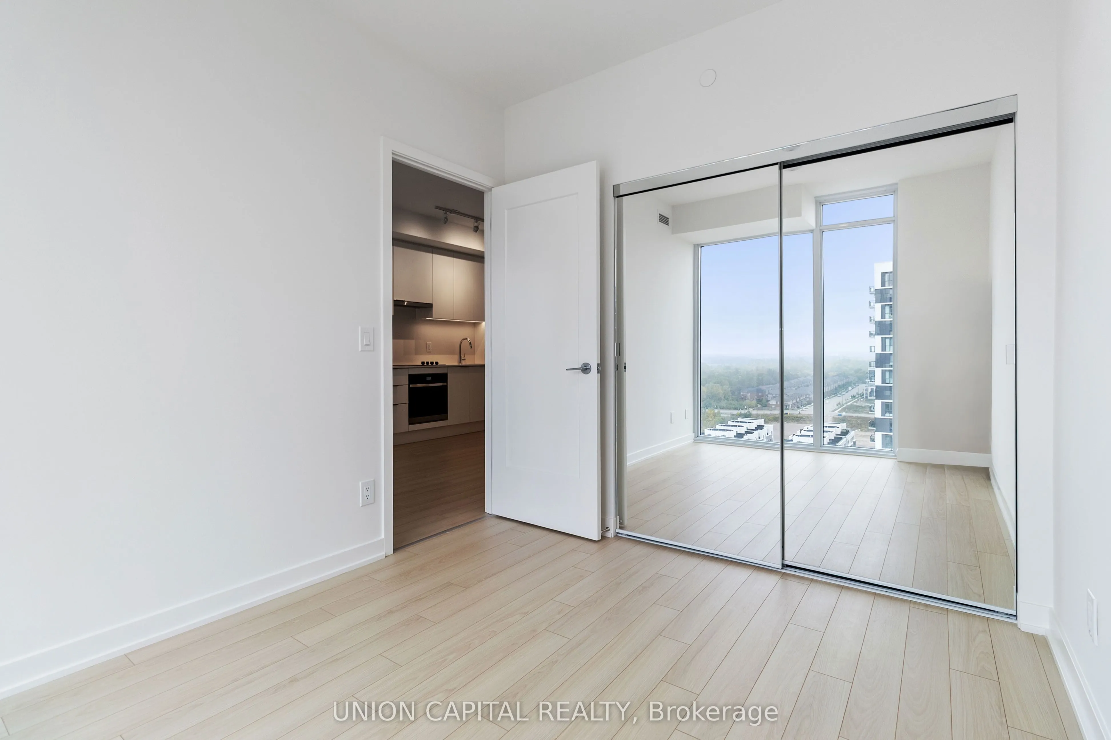 3079 TRAFRALGAR Road, #1605