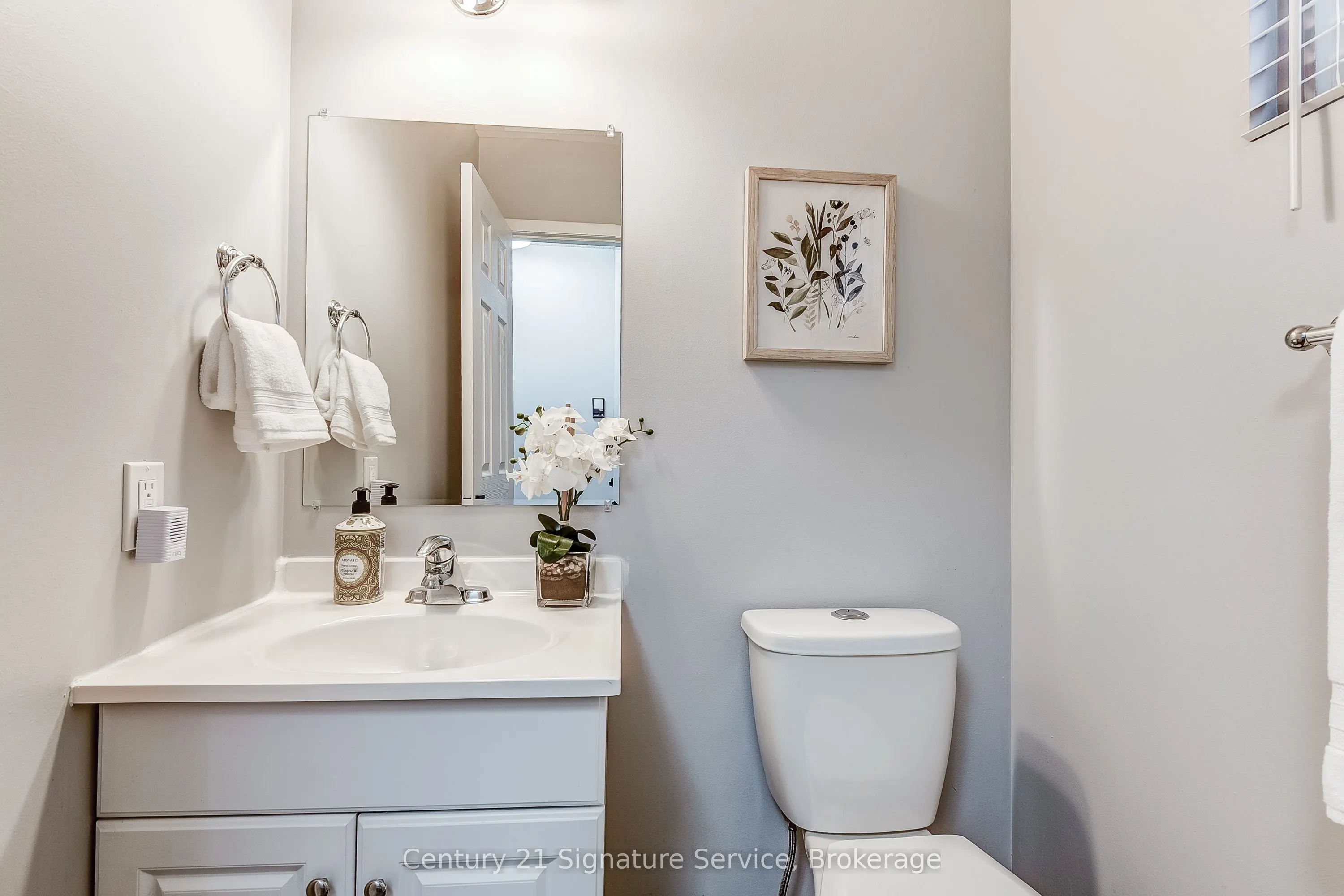 1951 Rathburn Road E, #12