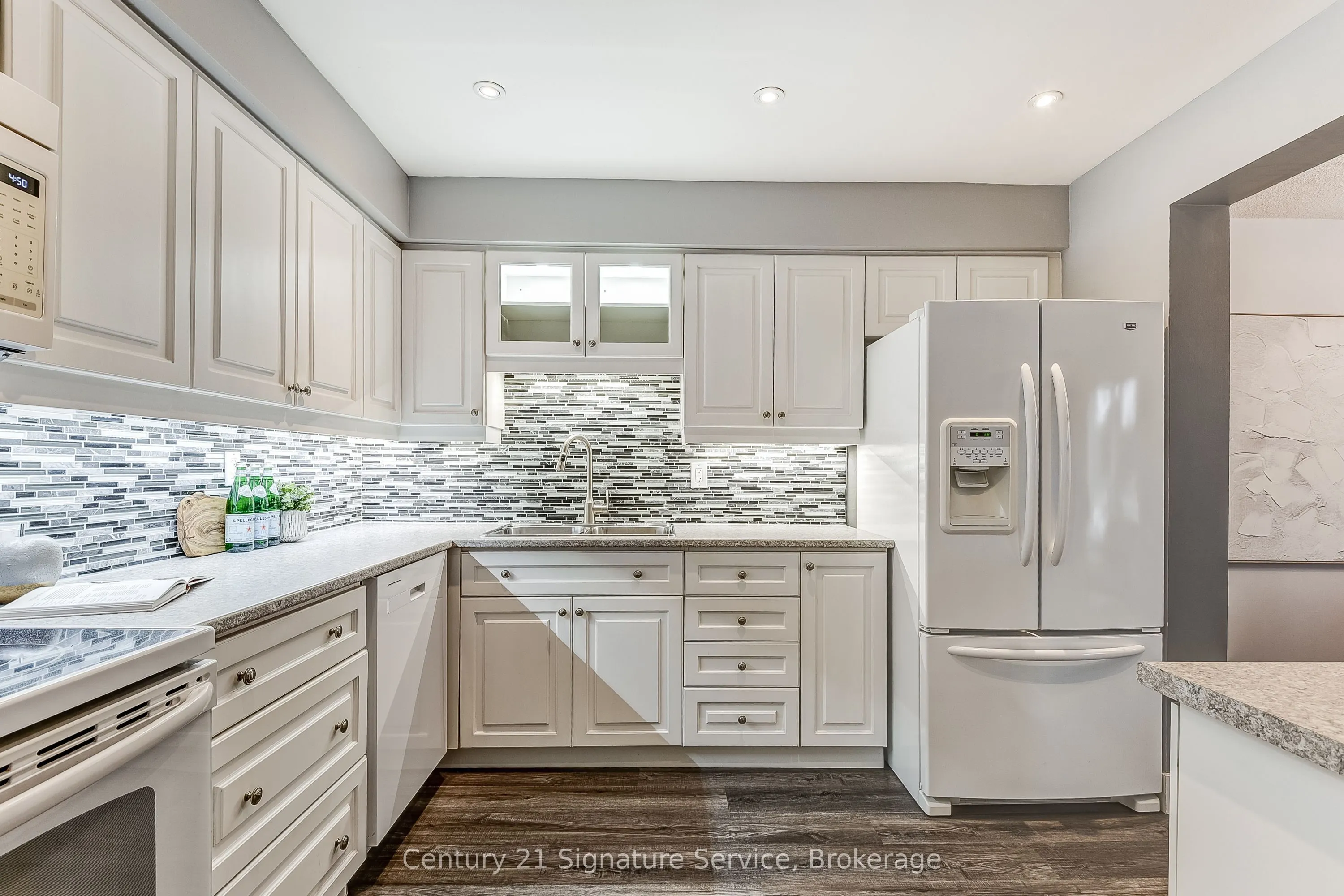 1951 Rathburn Road E, #12