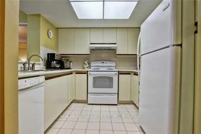 325 Webb Drive, #602