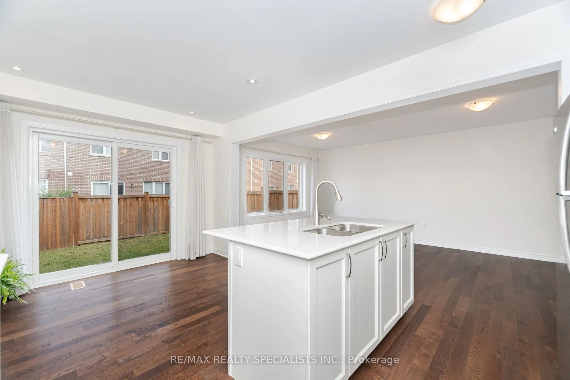 1000 Asleton Boulevard, #128