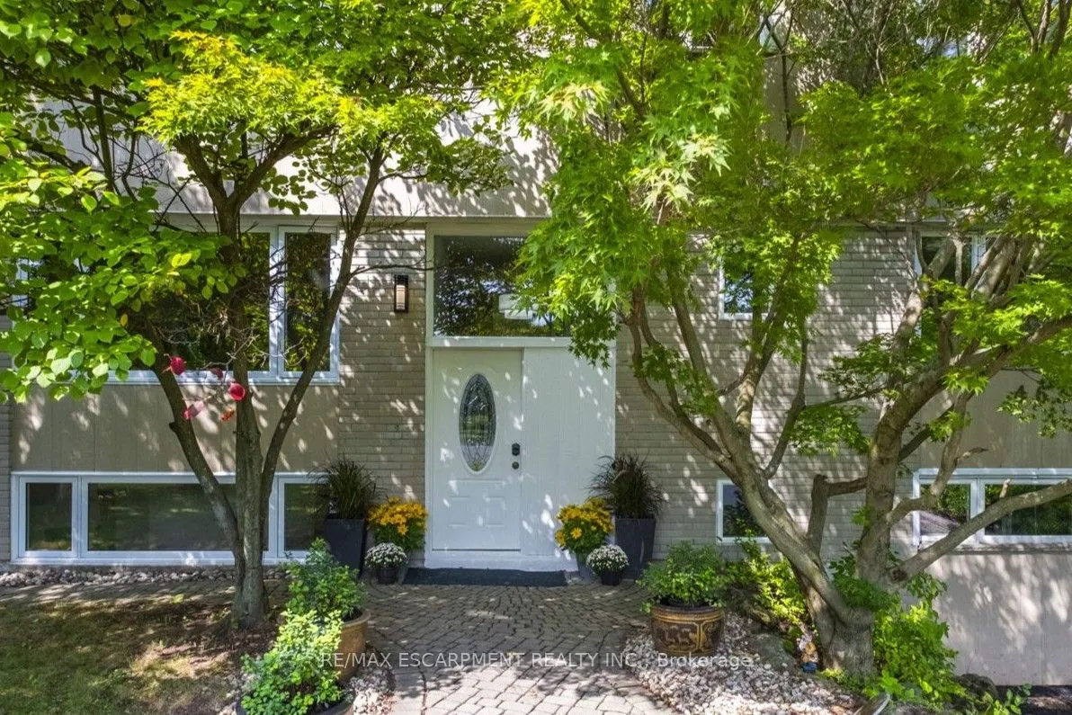 463 Grand Boulevard