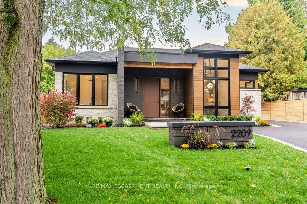2209 Courtland Drive