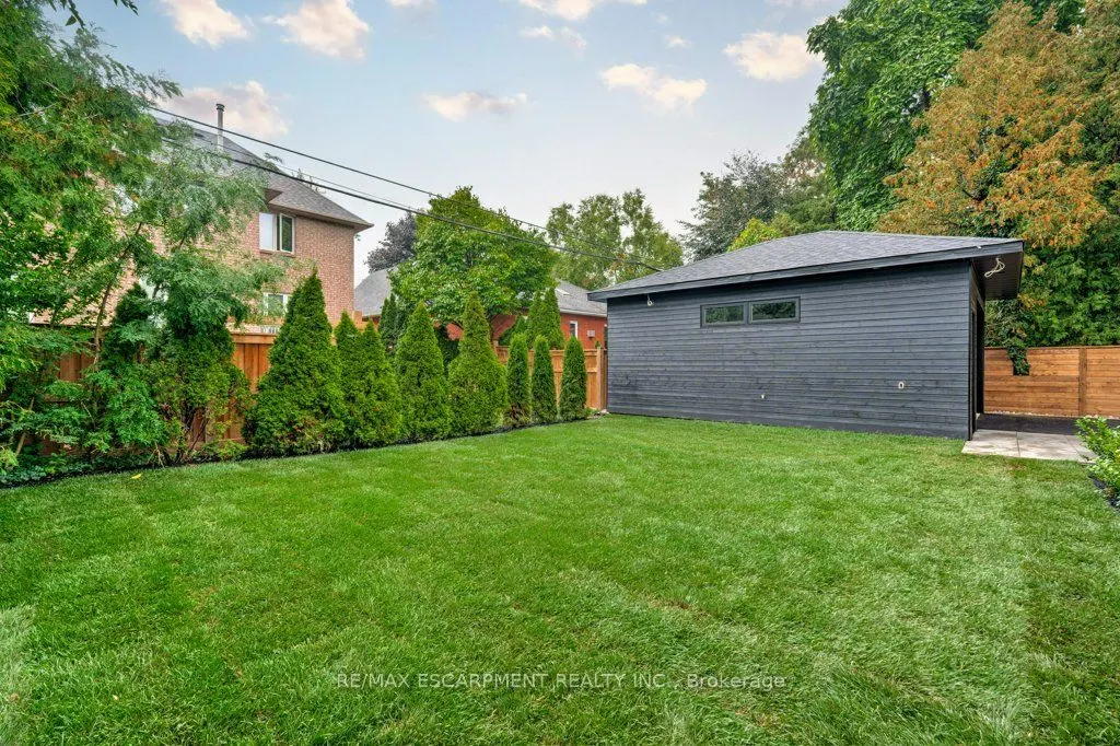 2209 Courtland Drive