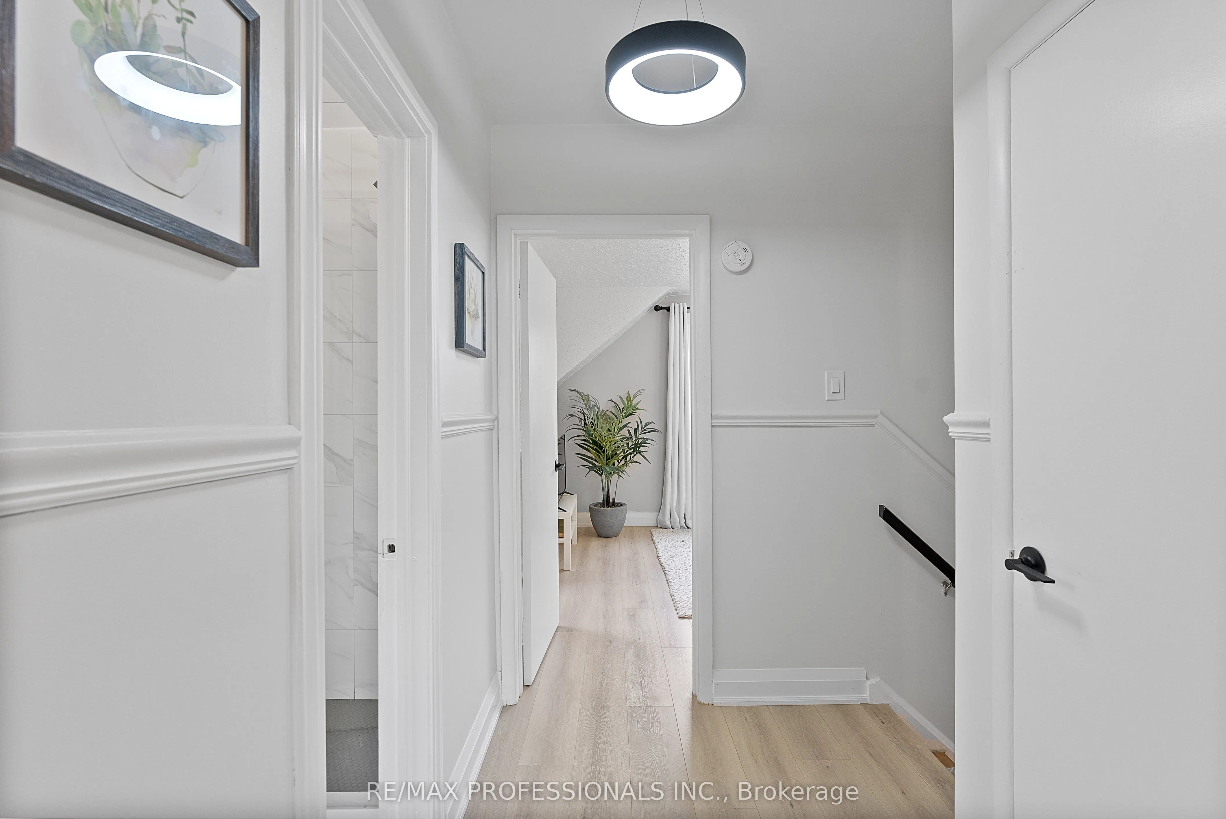 18 Lavington Drive