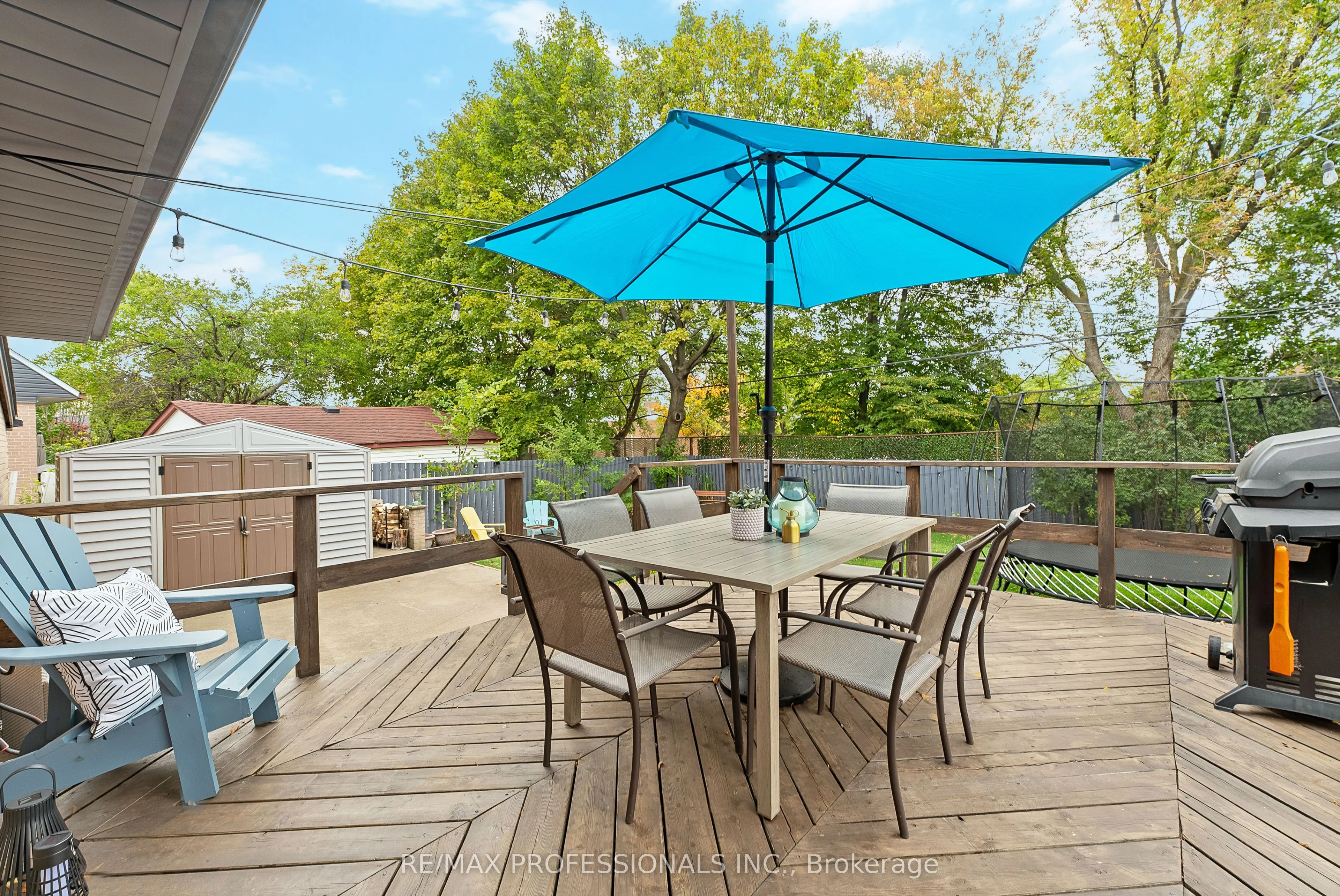 18 Lavington Drive