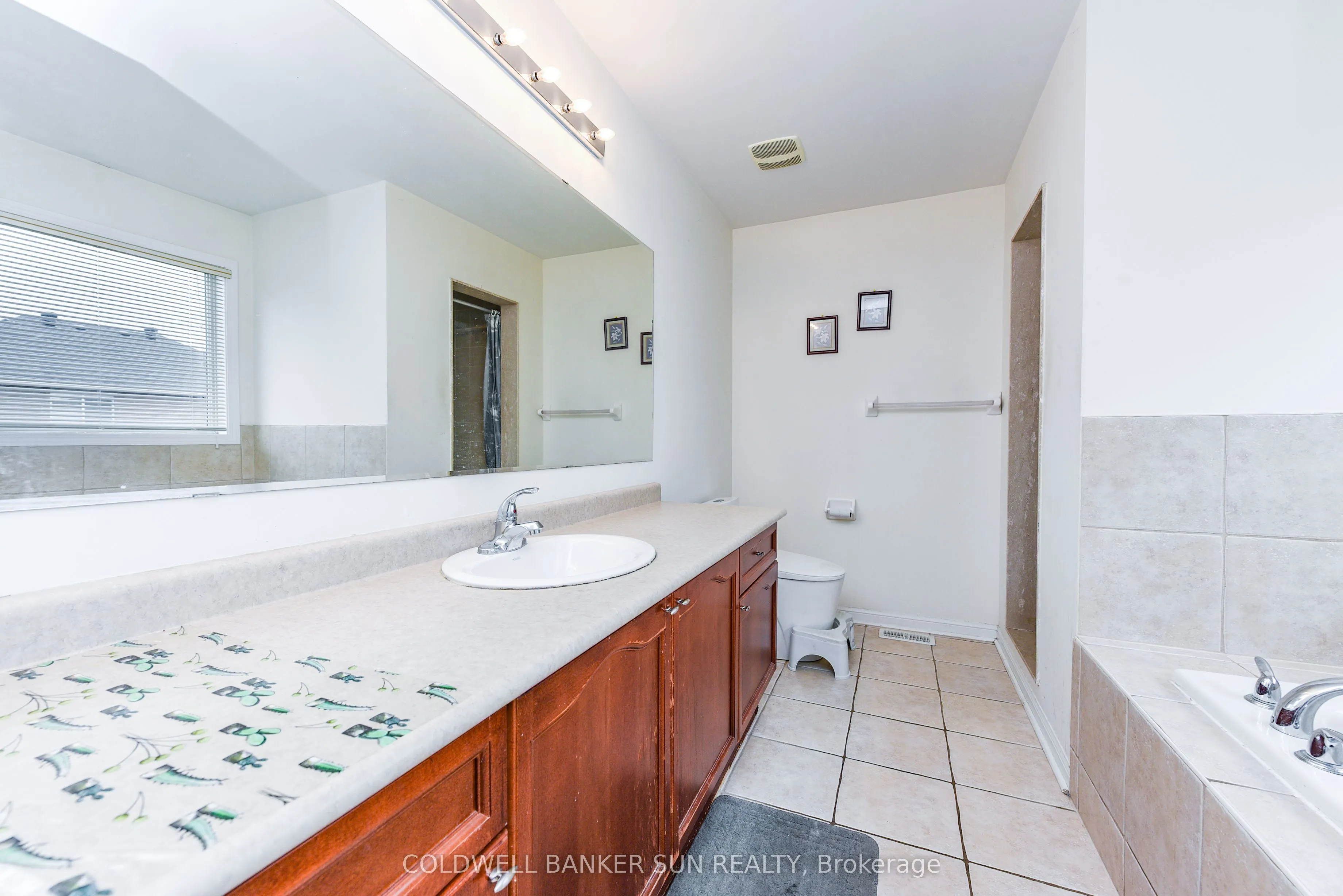 34 Benmore Crescent