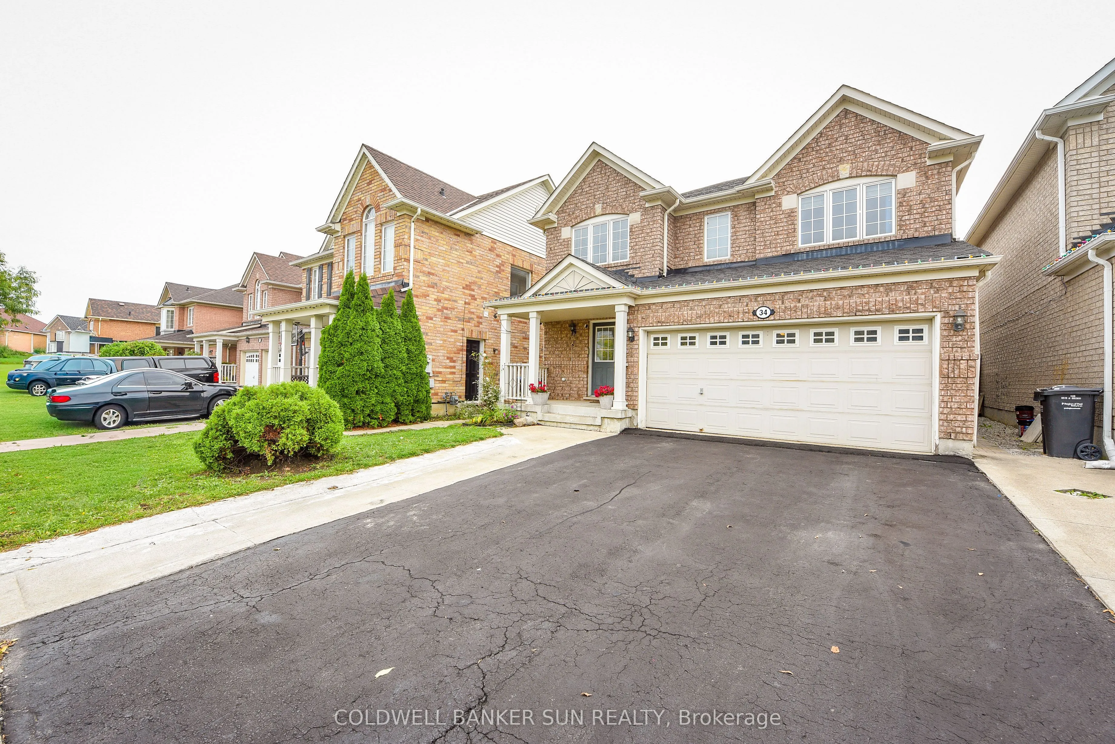 34 Benmore Crescent