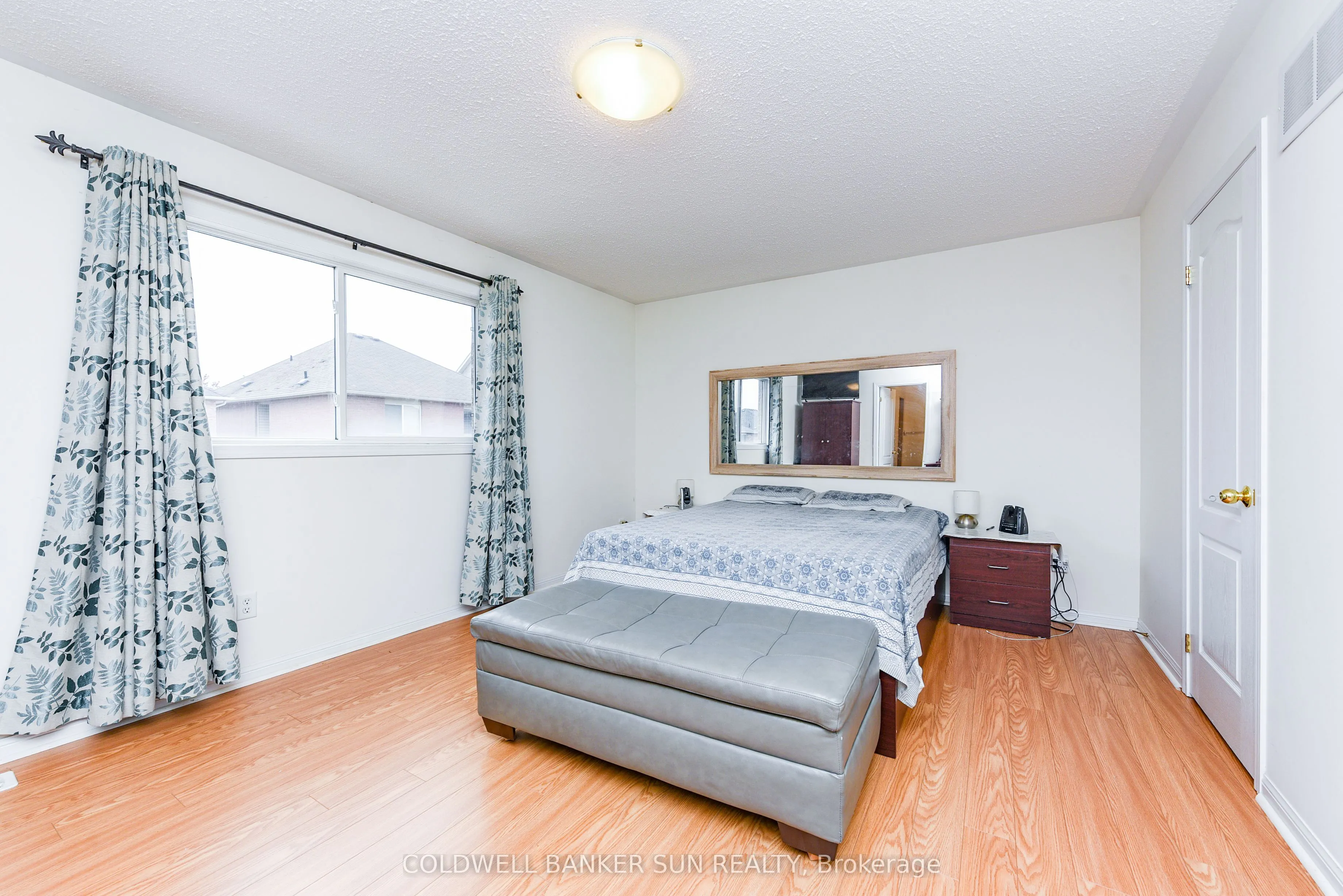 34 Benmore Crescent
