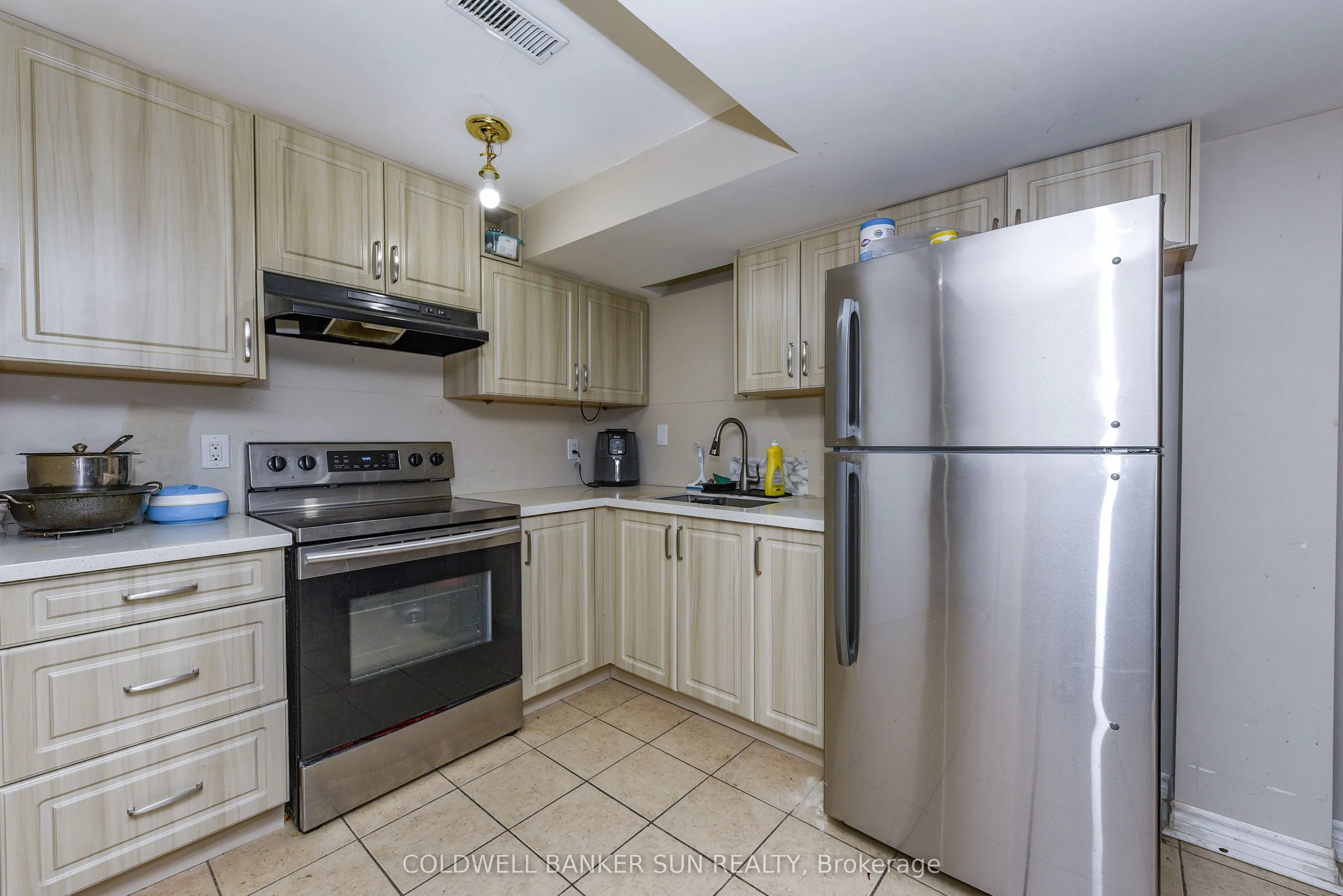34 Benmore Crescent