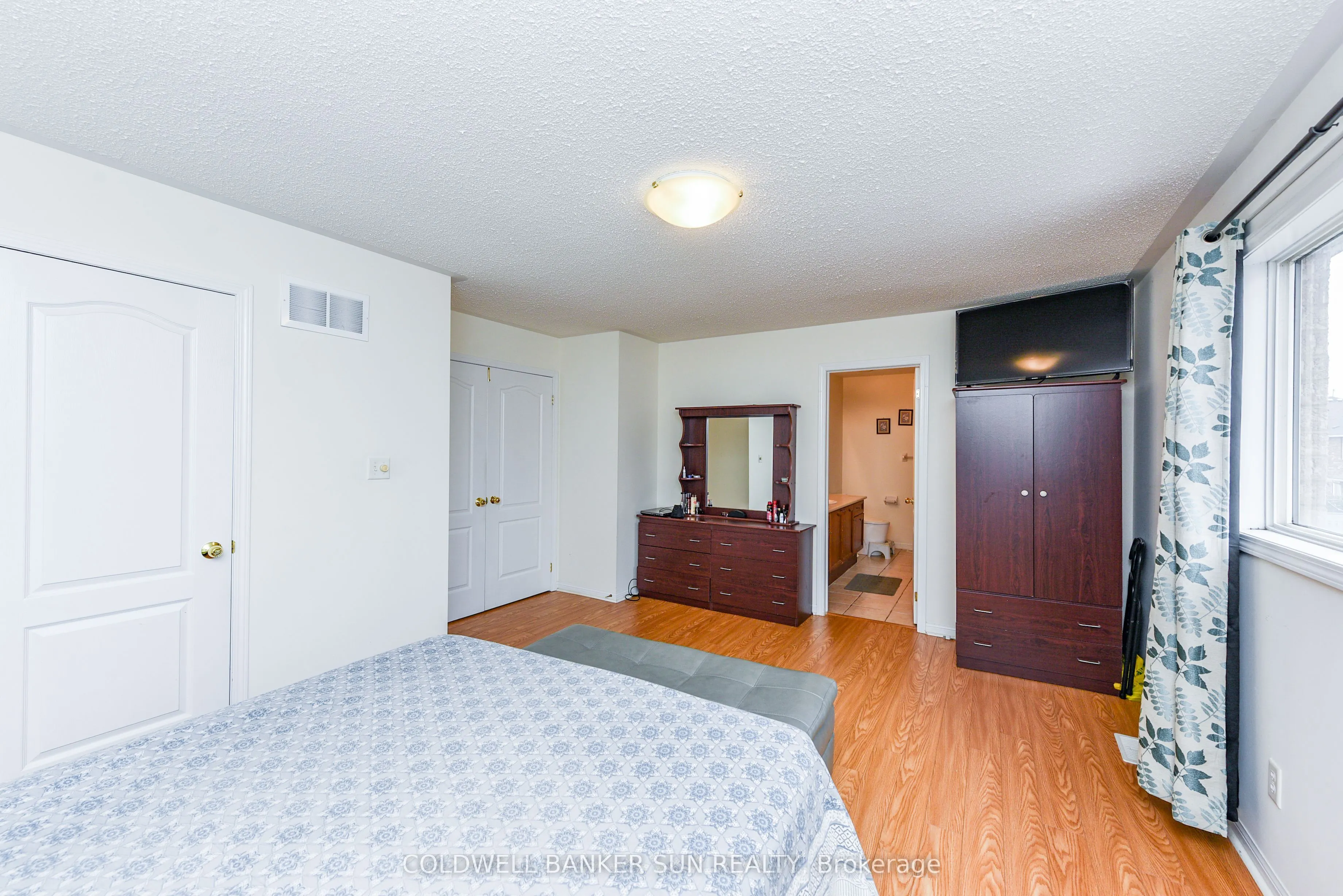 34 Benmore Crescent