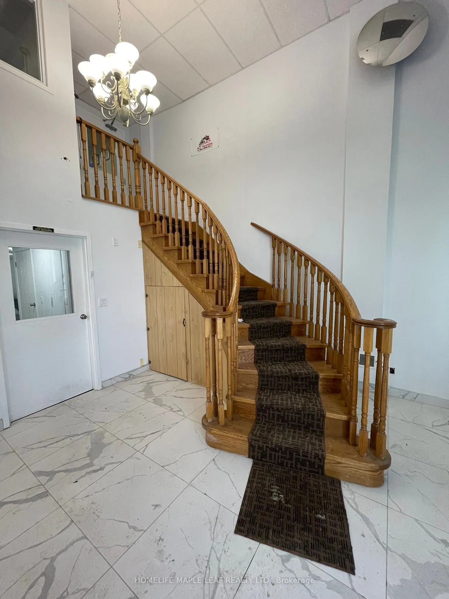 2575 Steeles Avenue E, #4