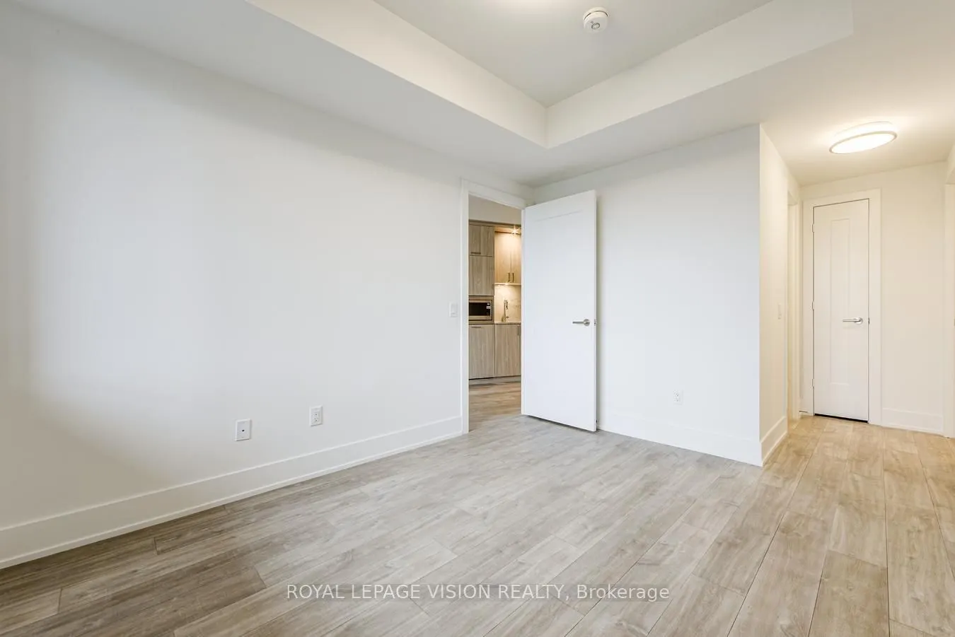 259 The Kingsway, #230