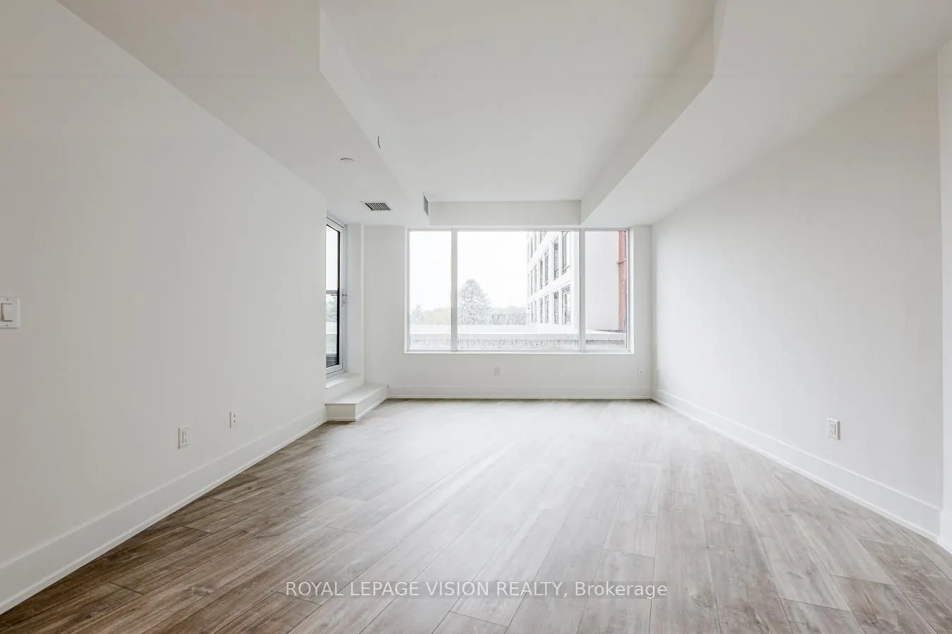 259 The Kingsway, #230