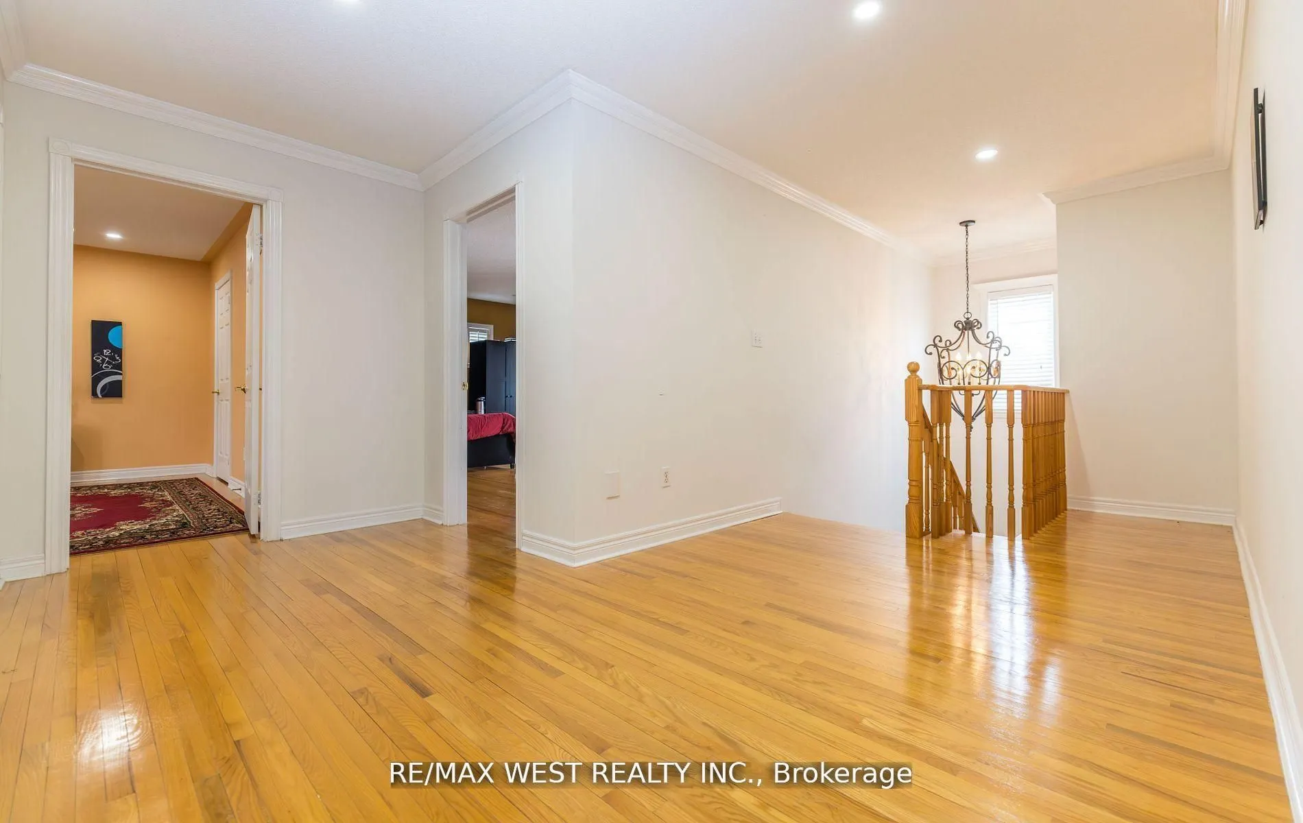 56 Meadow Oak Place