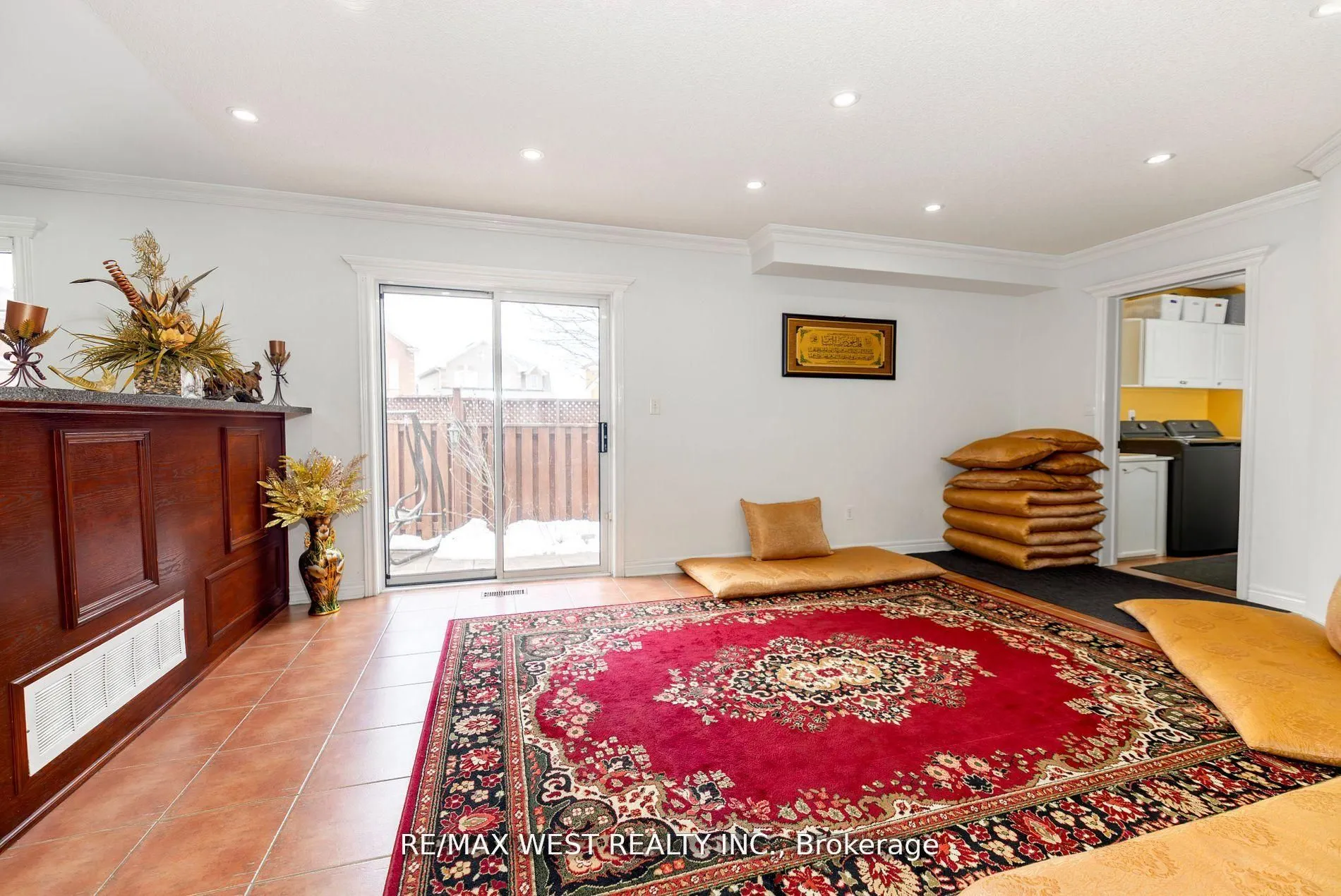 56 Meadow Oak Place