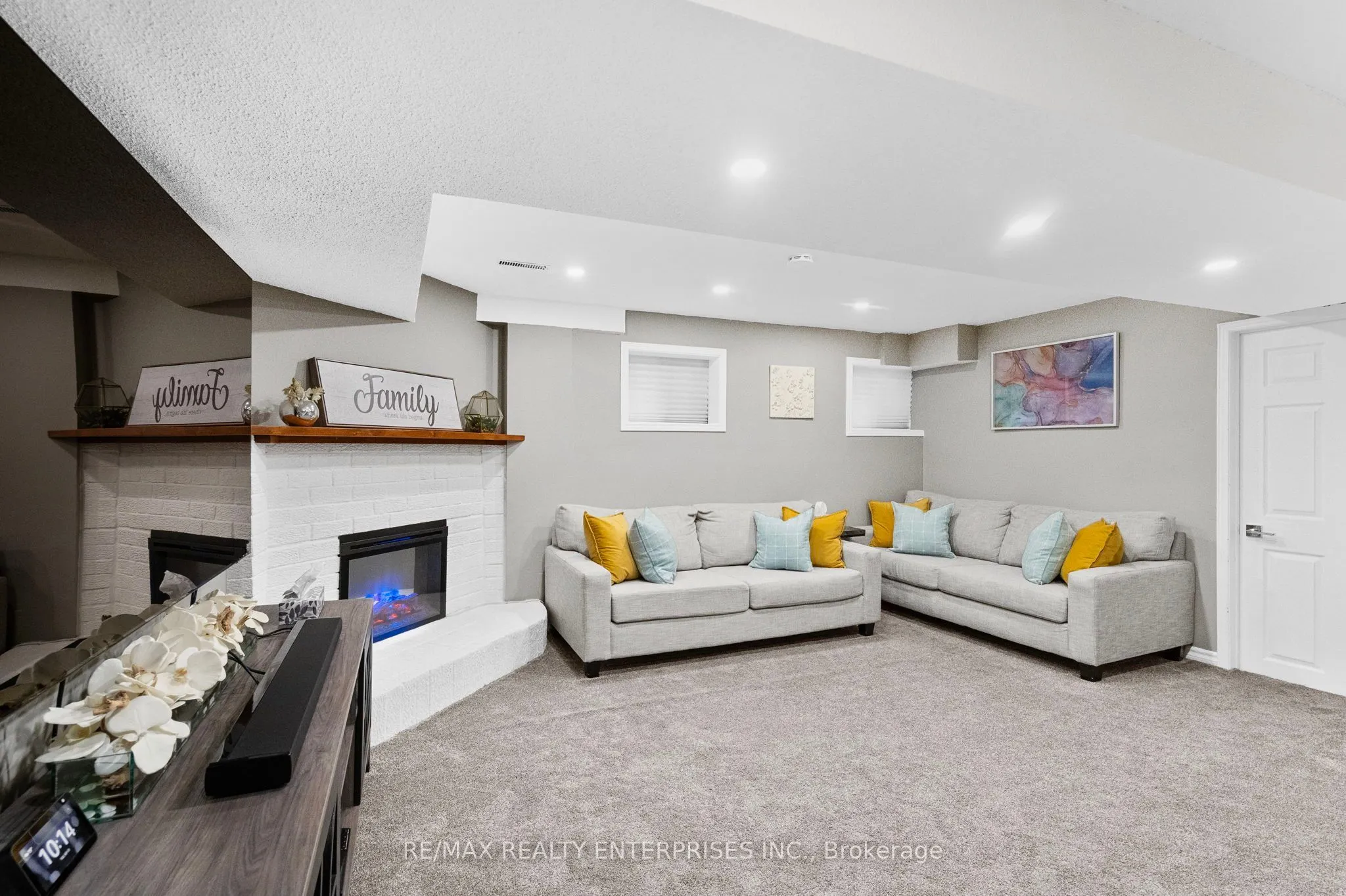 1026 Lucerne Crescent
