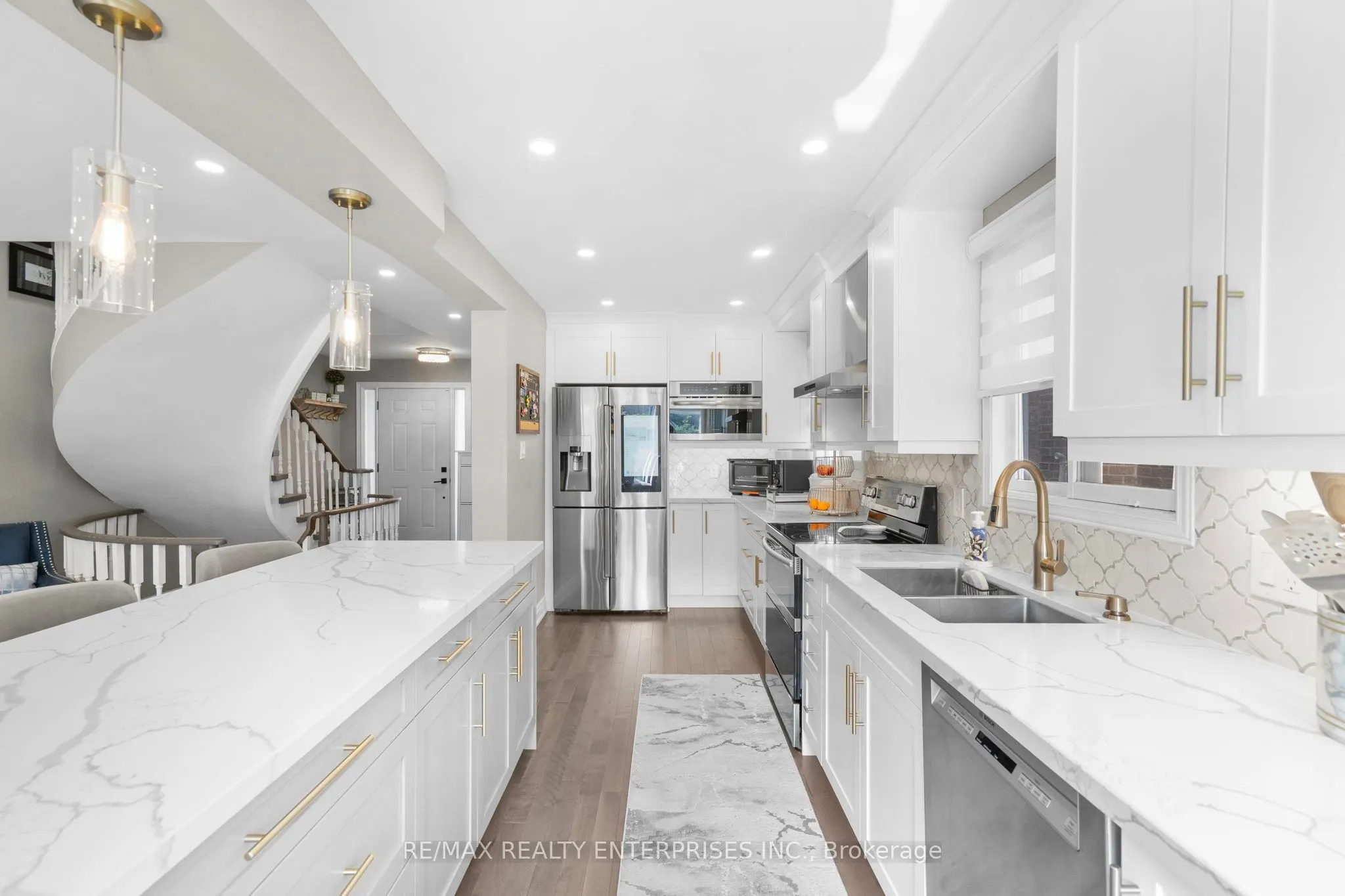 1026 Lucerne Crescent