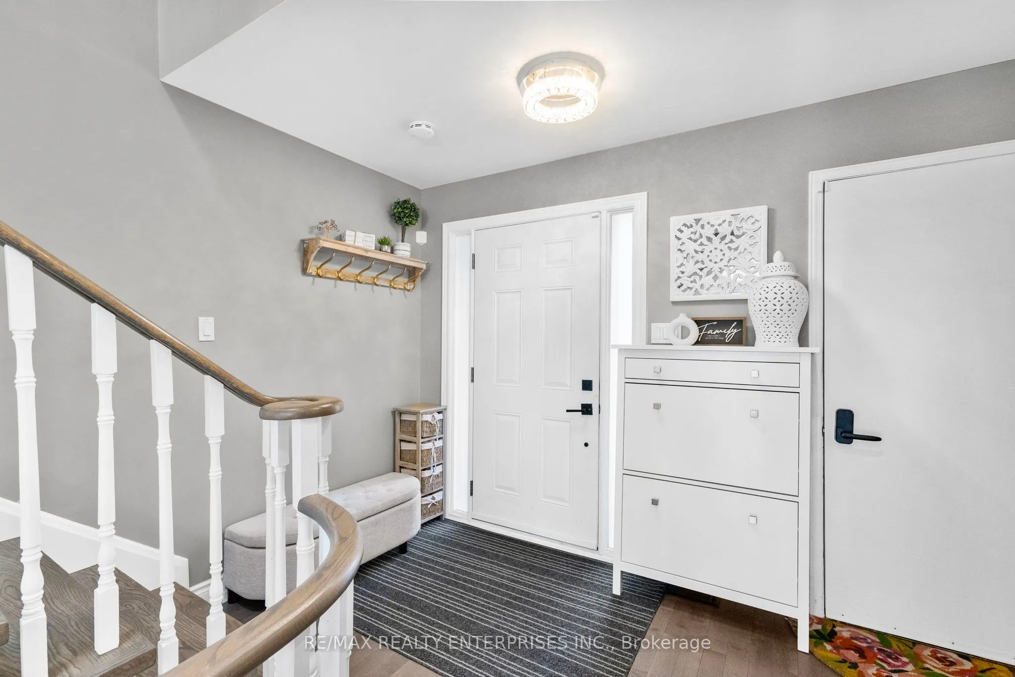 1026 Lucerne Crescent