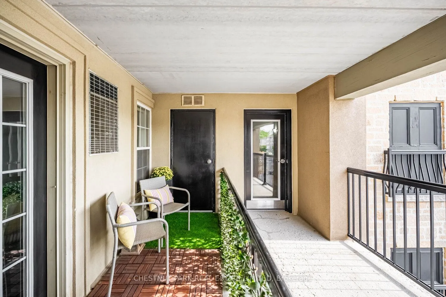 2055 Appleby Line, #306