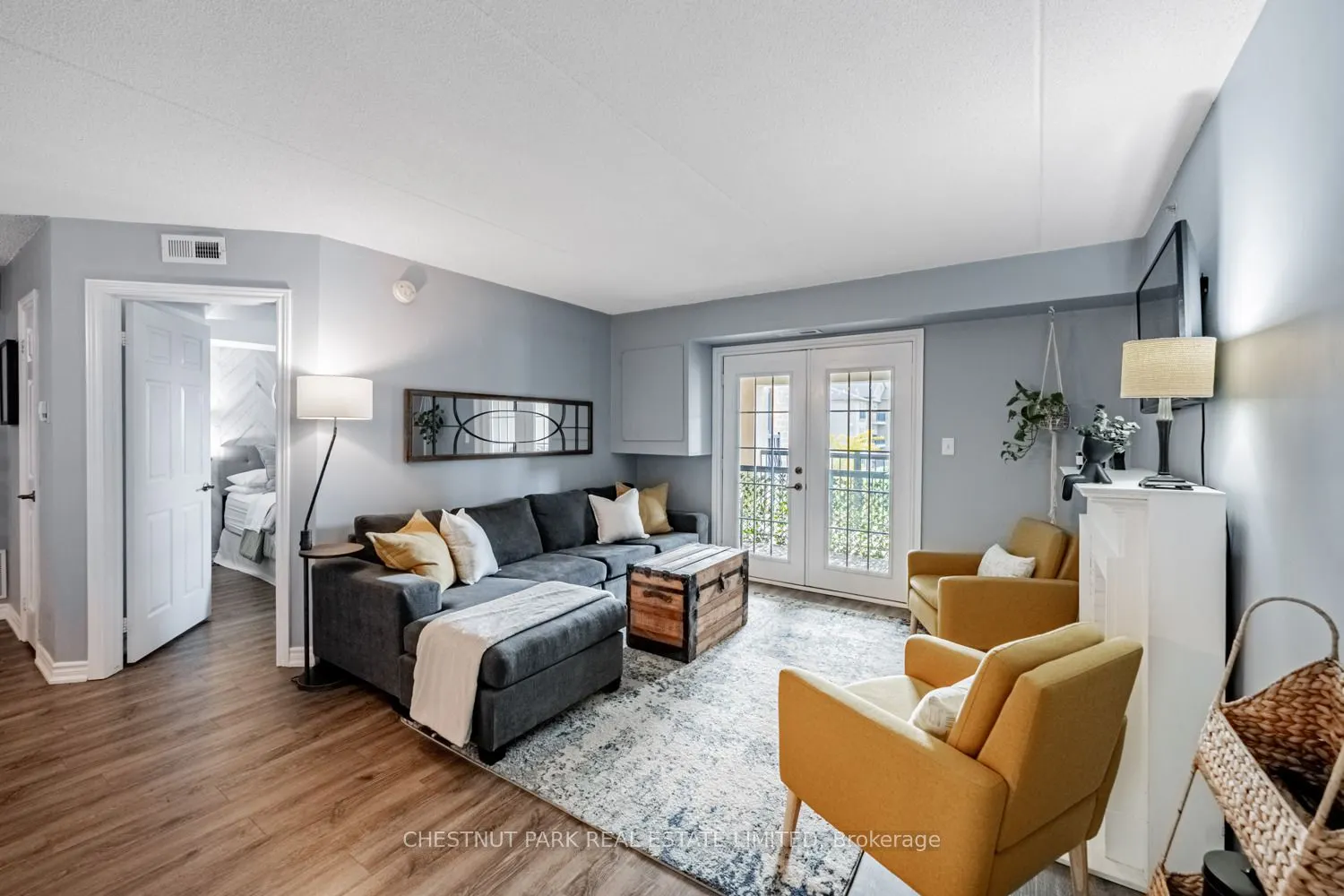 2055 Appleby Line, #306