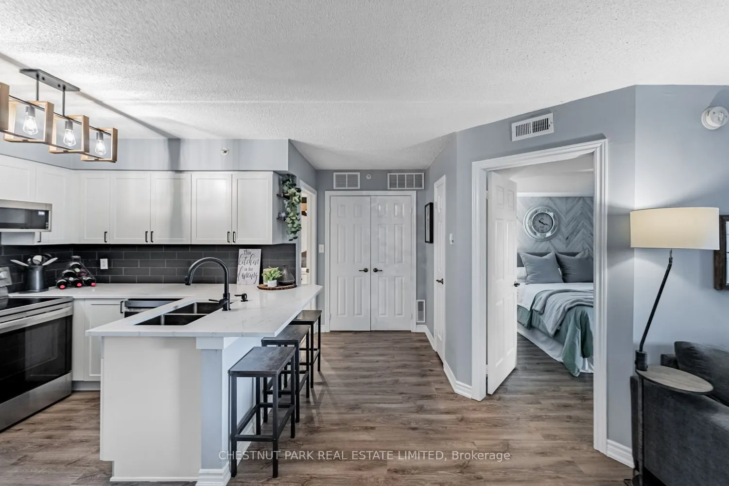 2055 Appleby Line, #306