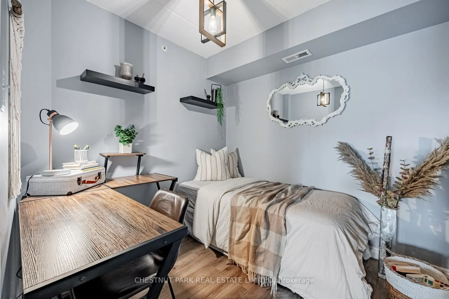 2055 Appleby Line, #306