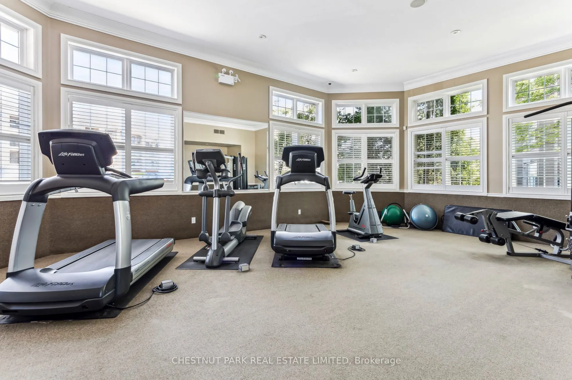 2055 Appleby Line, #306