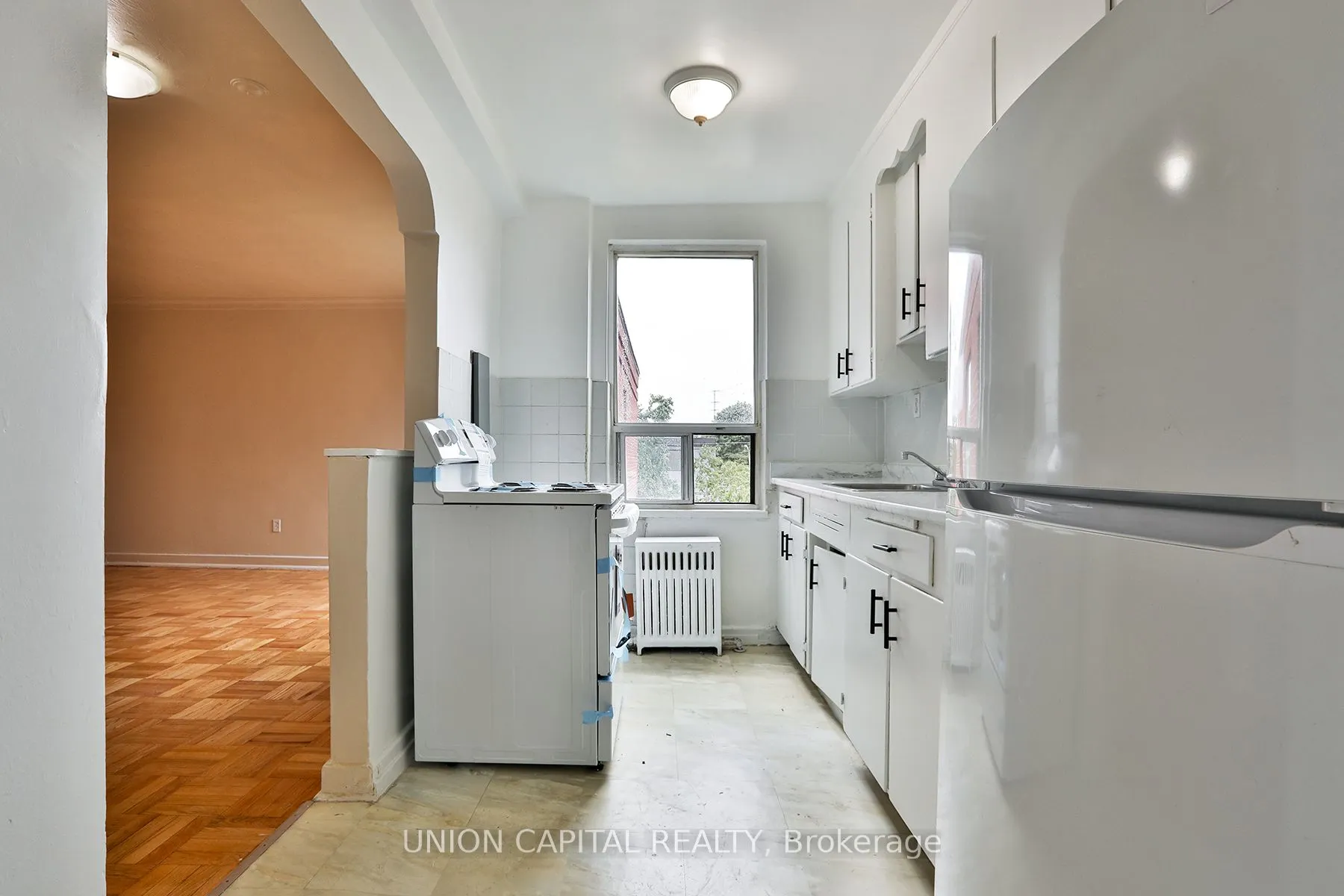 1969 EGLINTON AVE W Avenue, #310