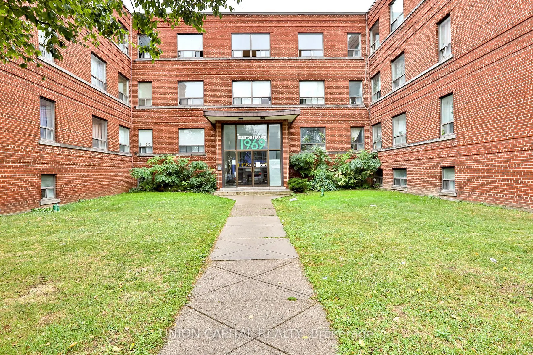 1969 EGLINTON AVE W Avenue, #310