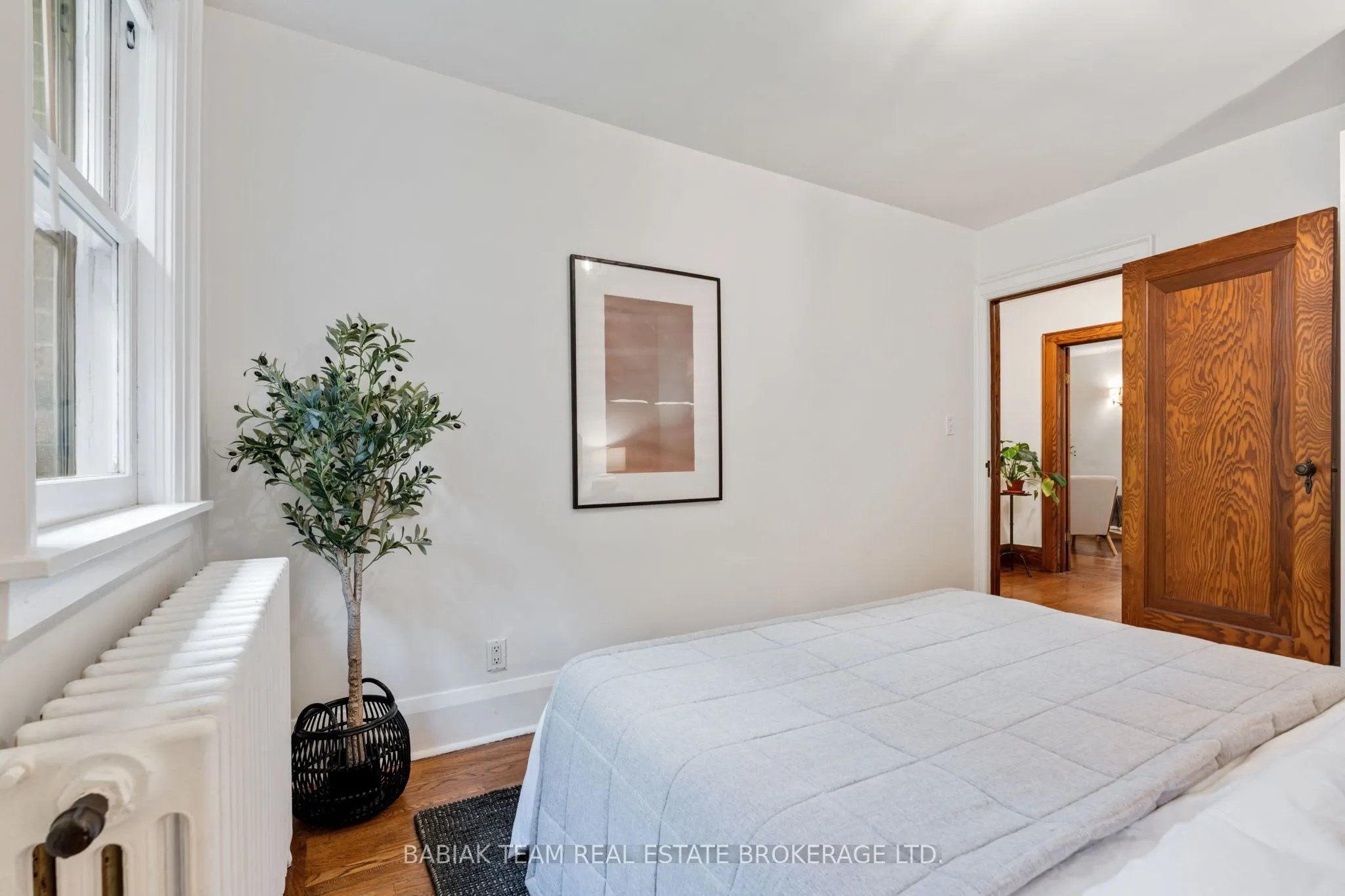 8 Grenadier Ravine Drive