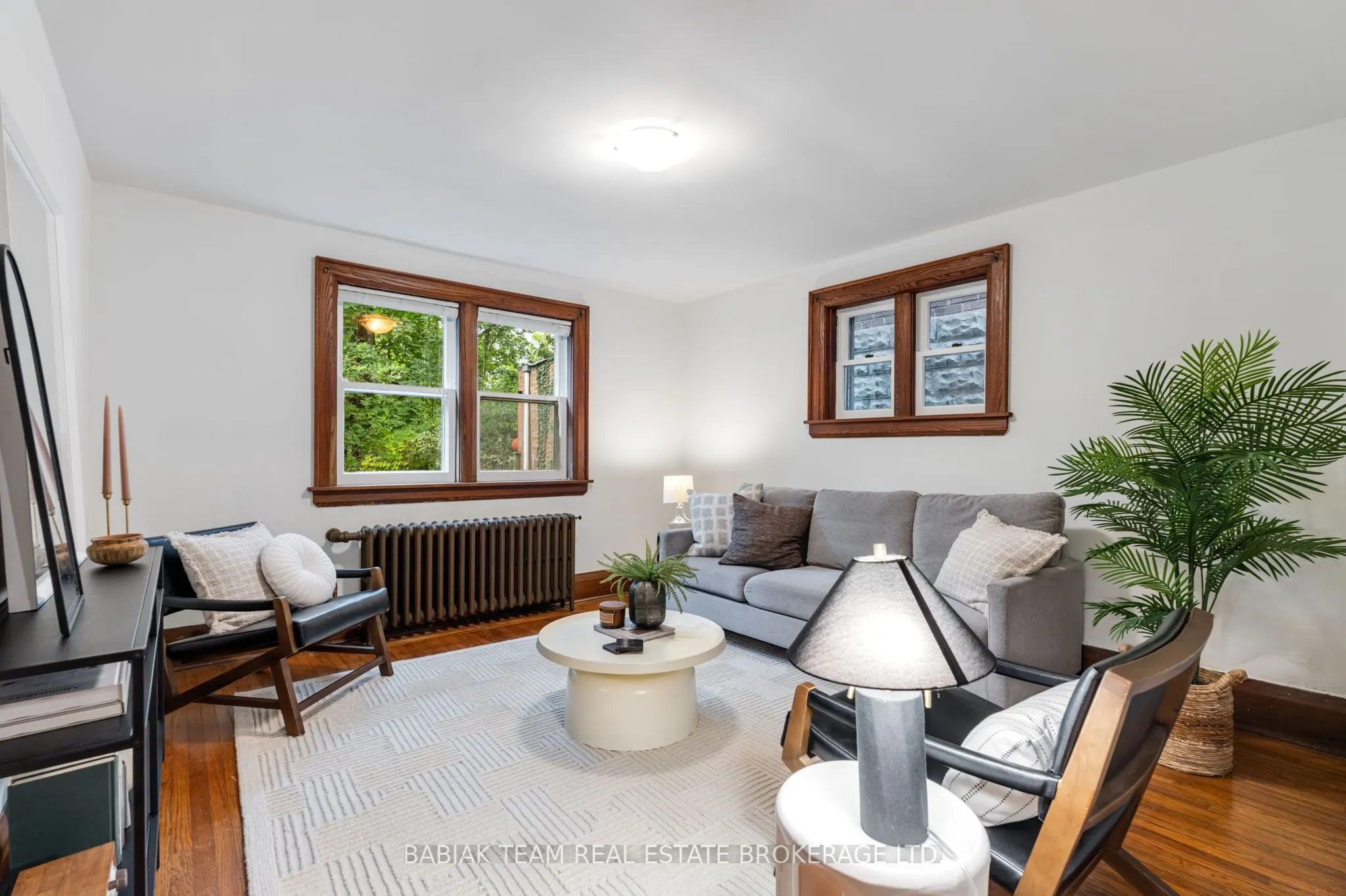 8 Grenadier Ravine Drive