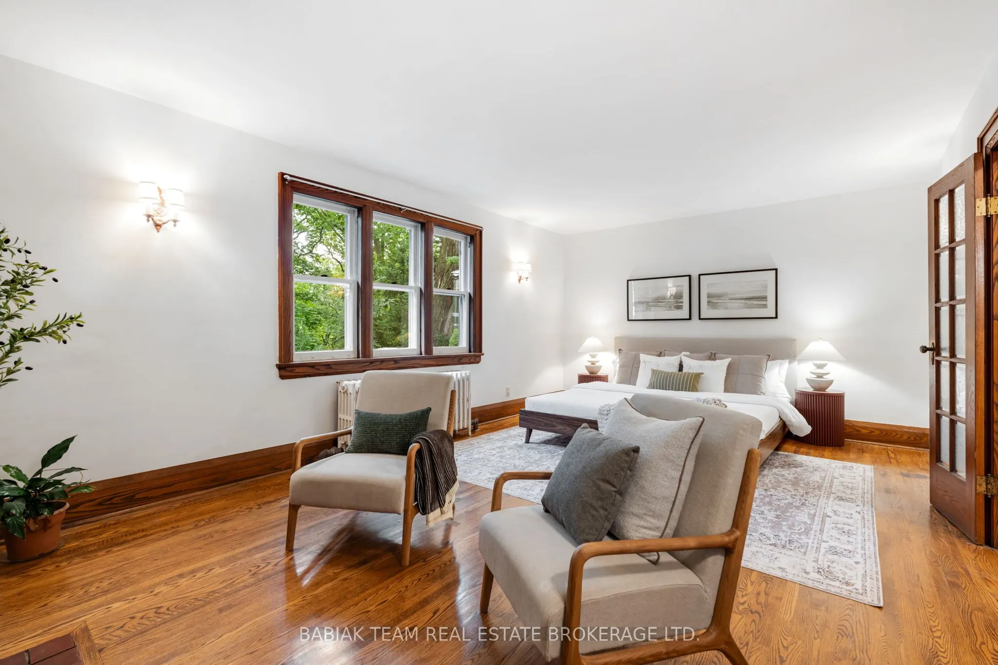 8 Grenadier Ravine Drive