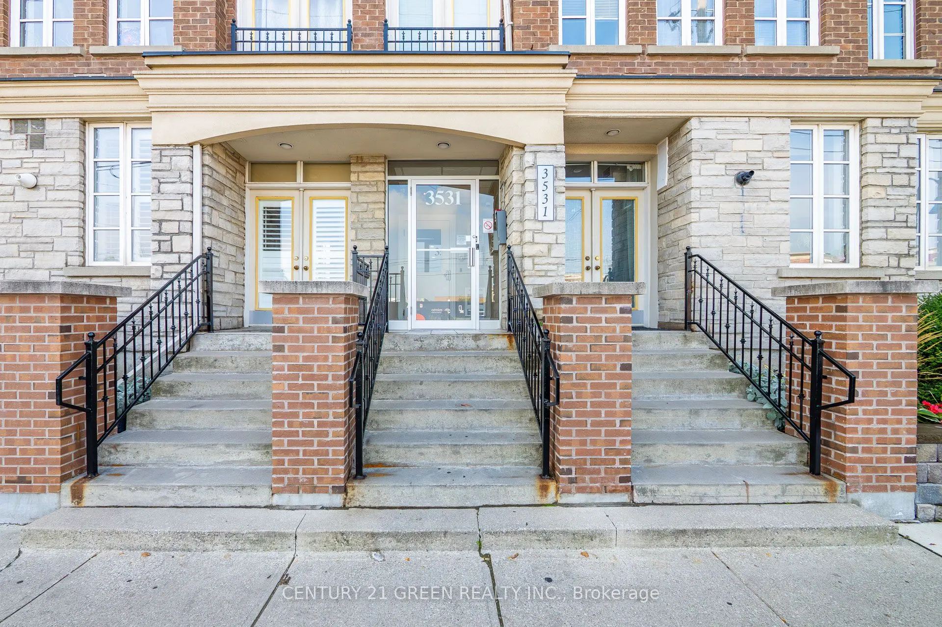 3531 Lake Shore Boulevard W, #316