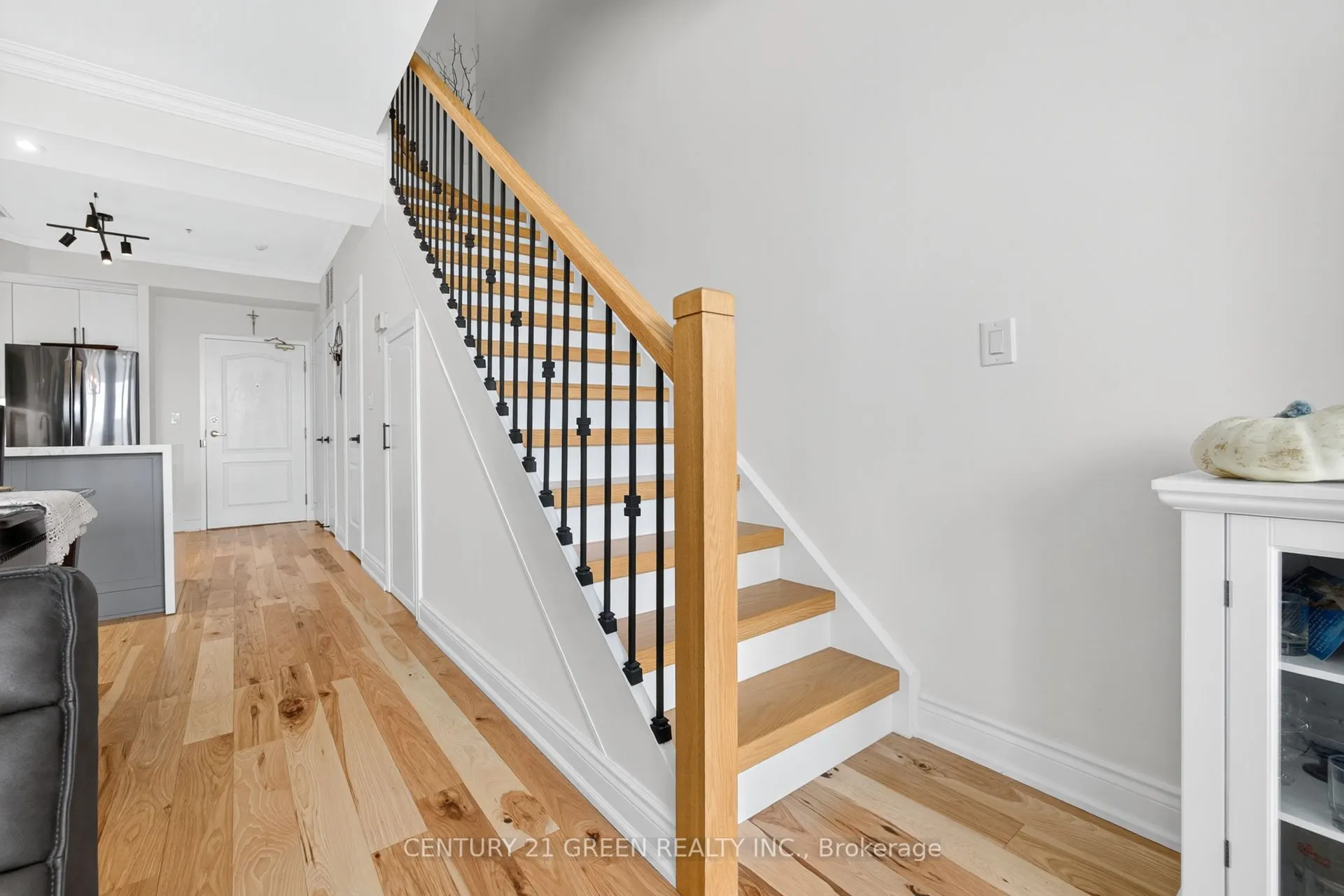3531 Lake Shore Boulevard W, #316