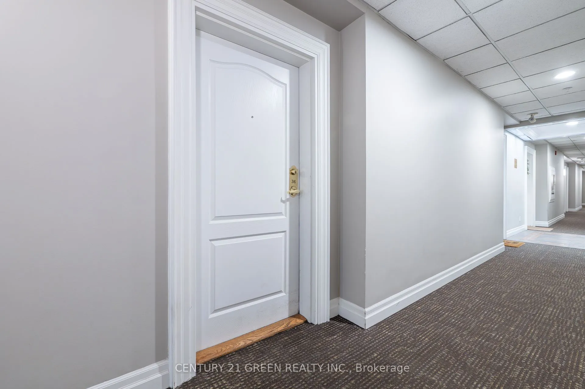3531 Lake Shore Boulevard W, #316